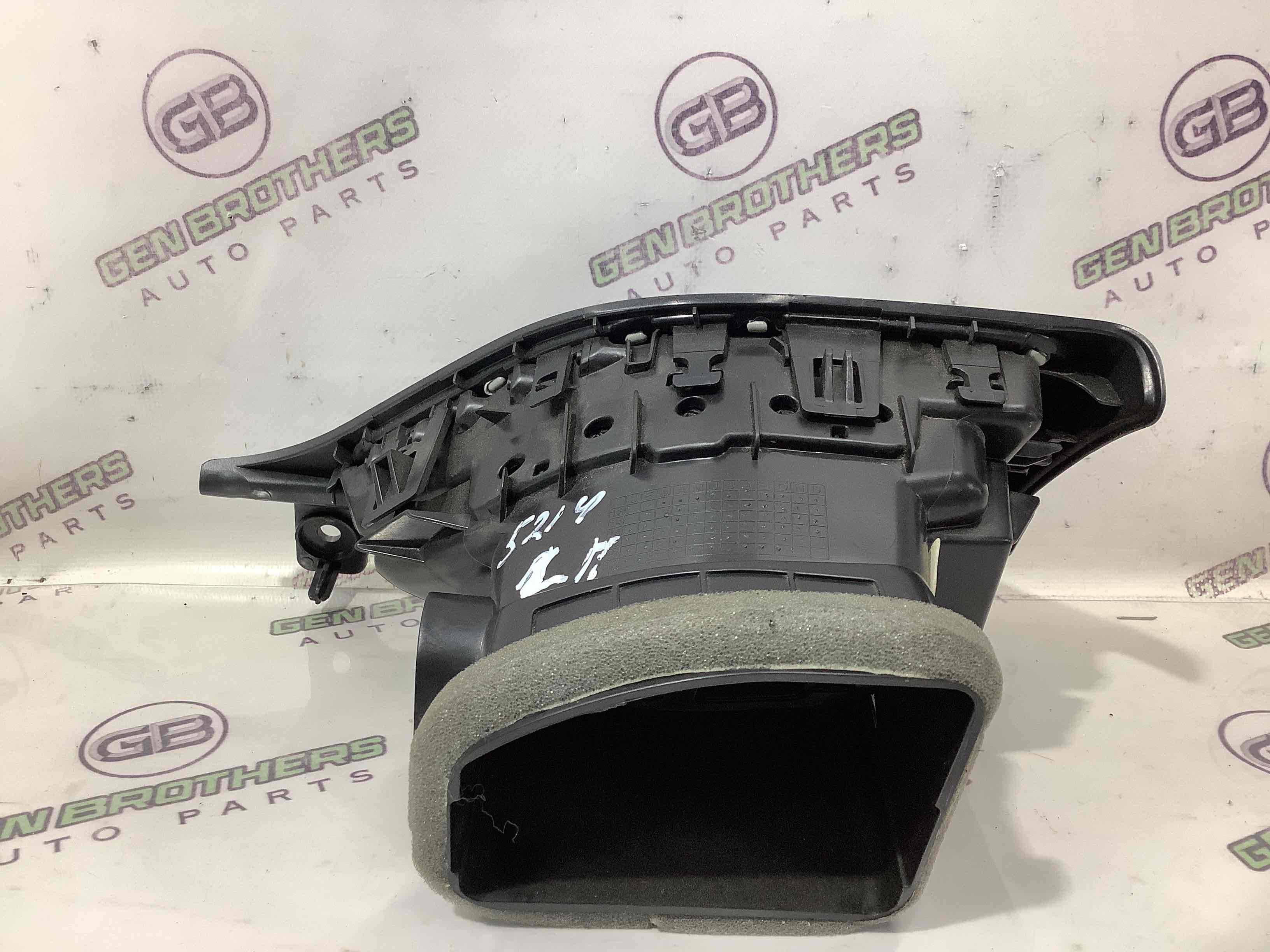 Дефлектор обдування салону