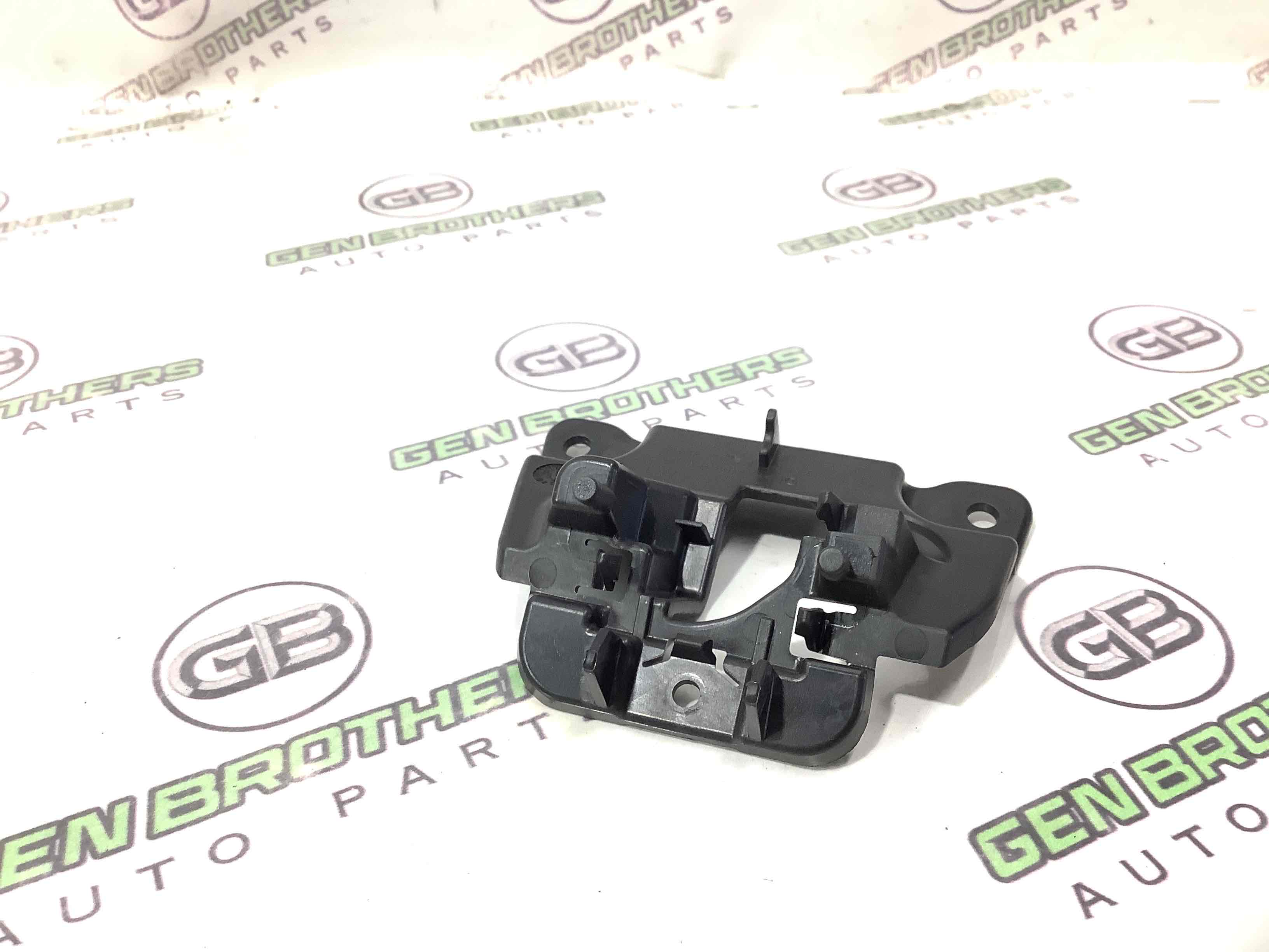 Камера, кріплення камери, корпус