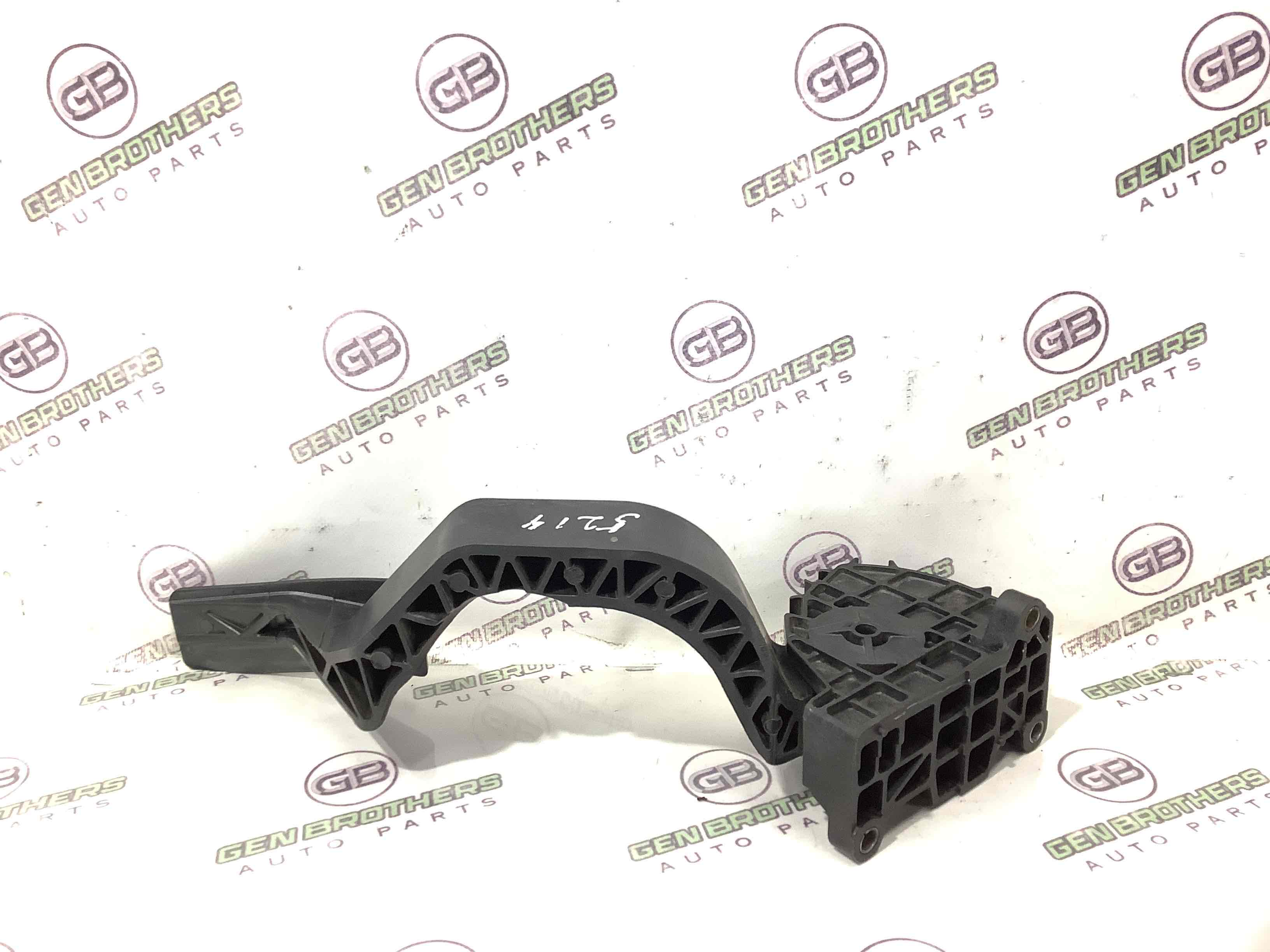 Педаль газу