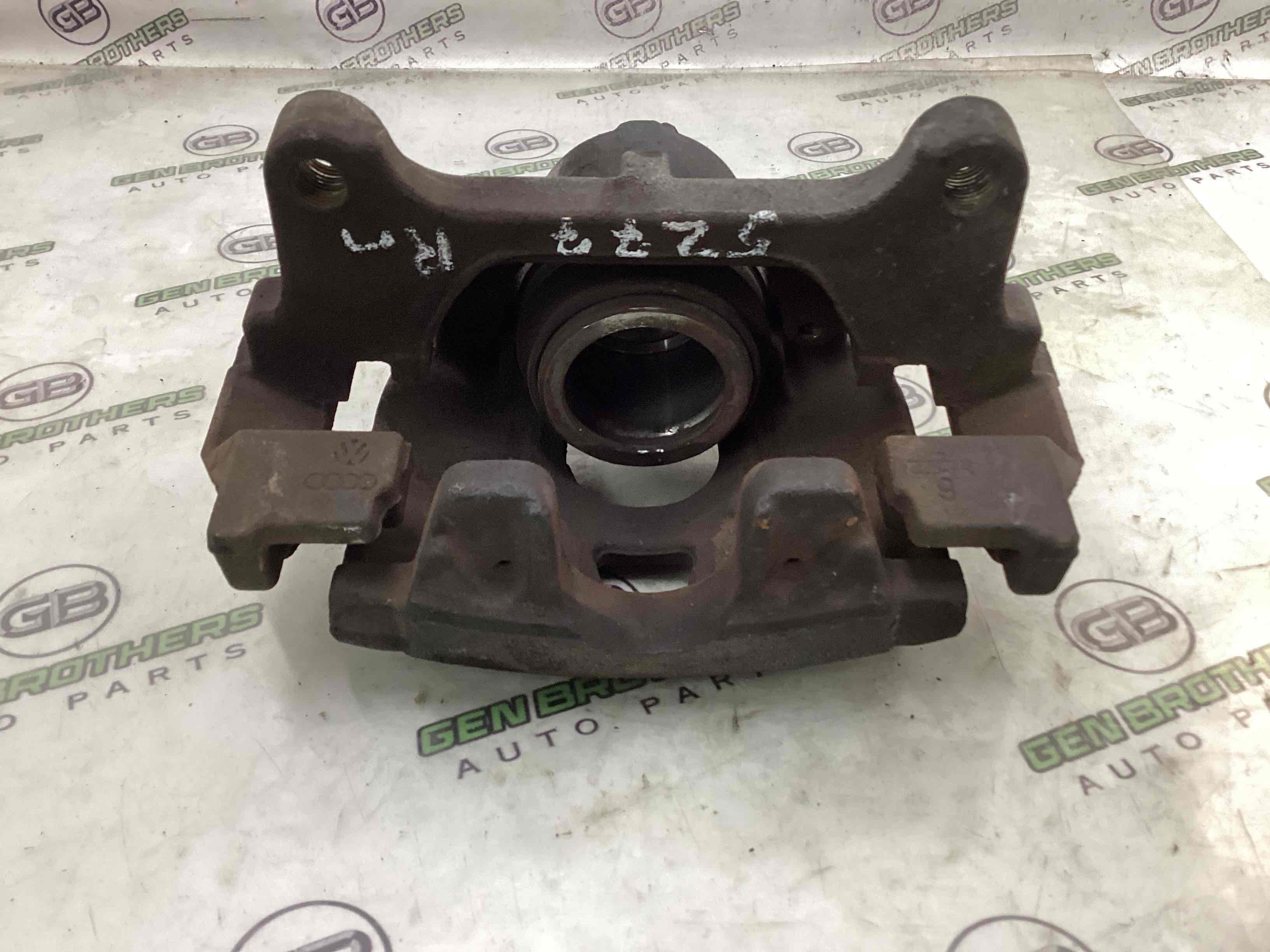 Супорт передній правий