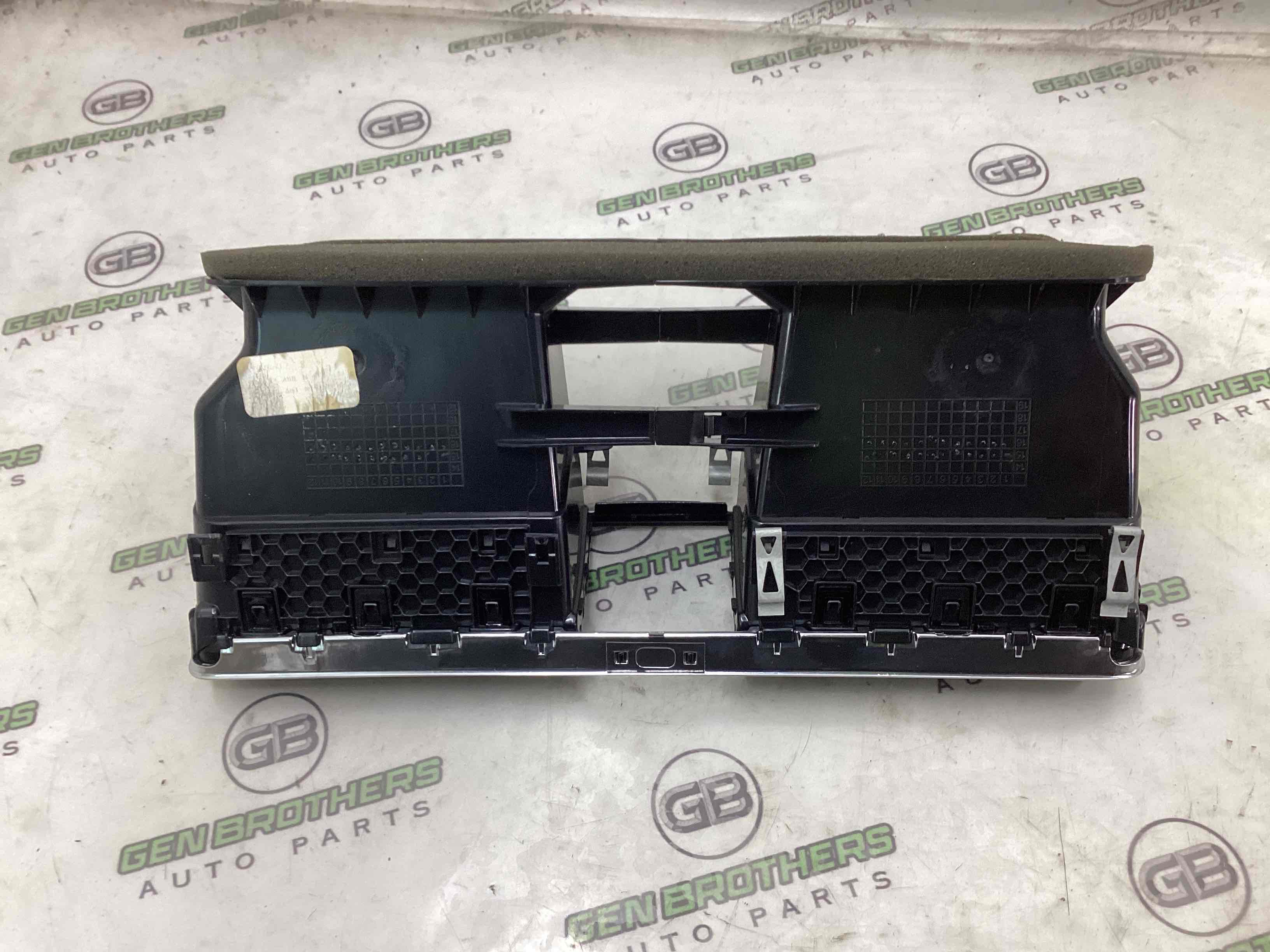 Дефлектор обдування салону