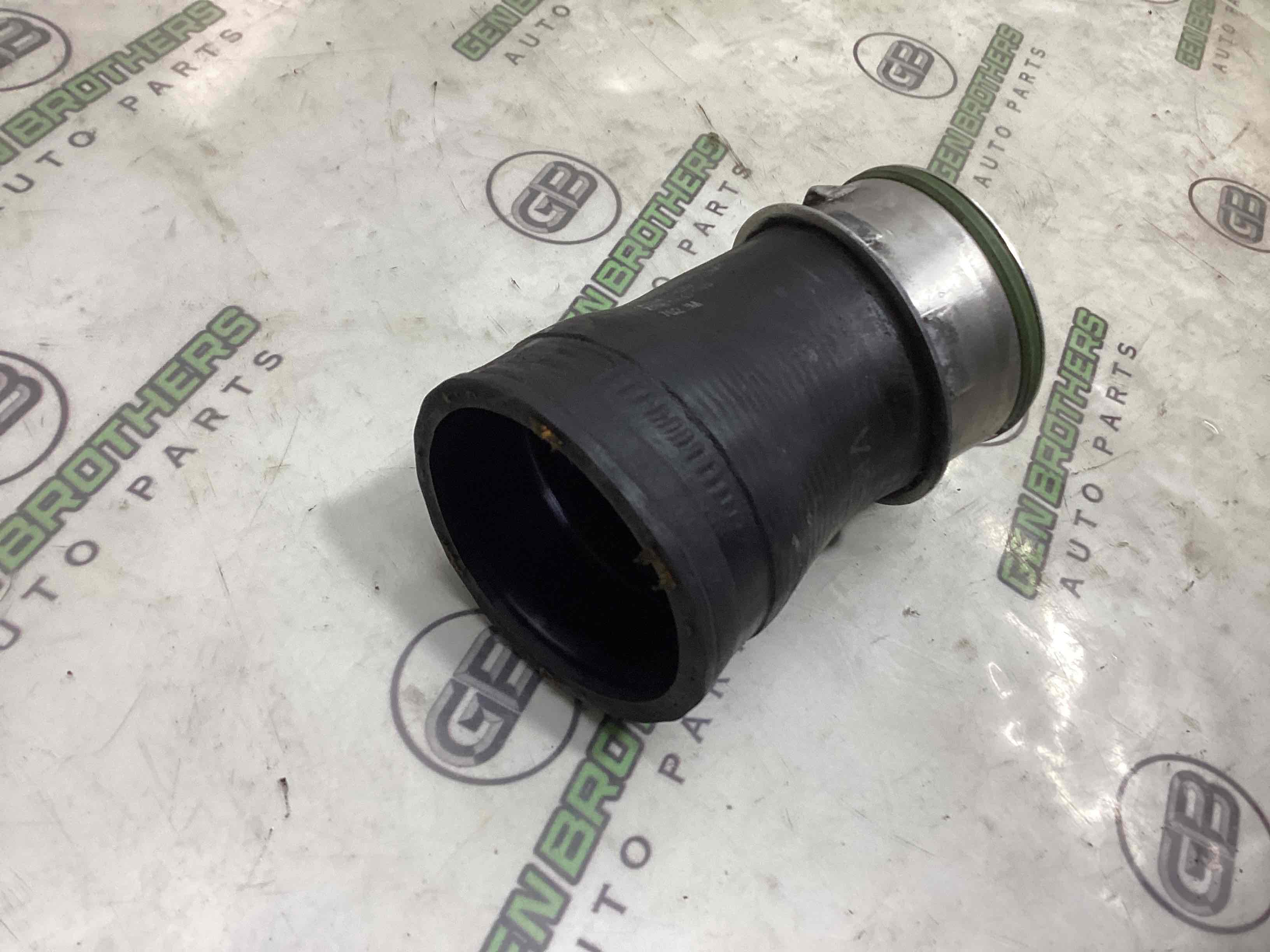 Патрубок інтеркулера