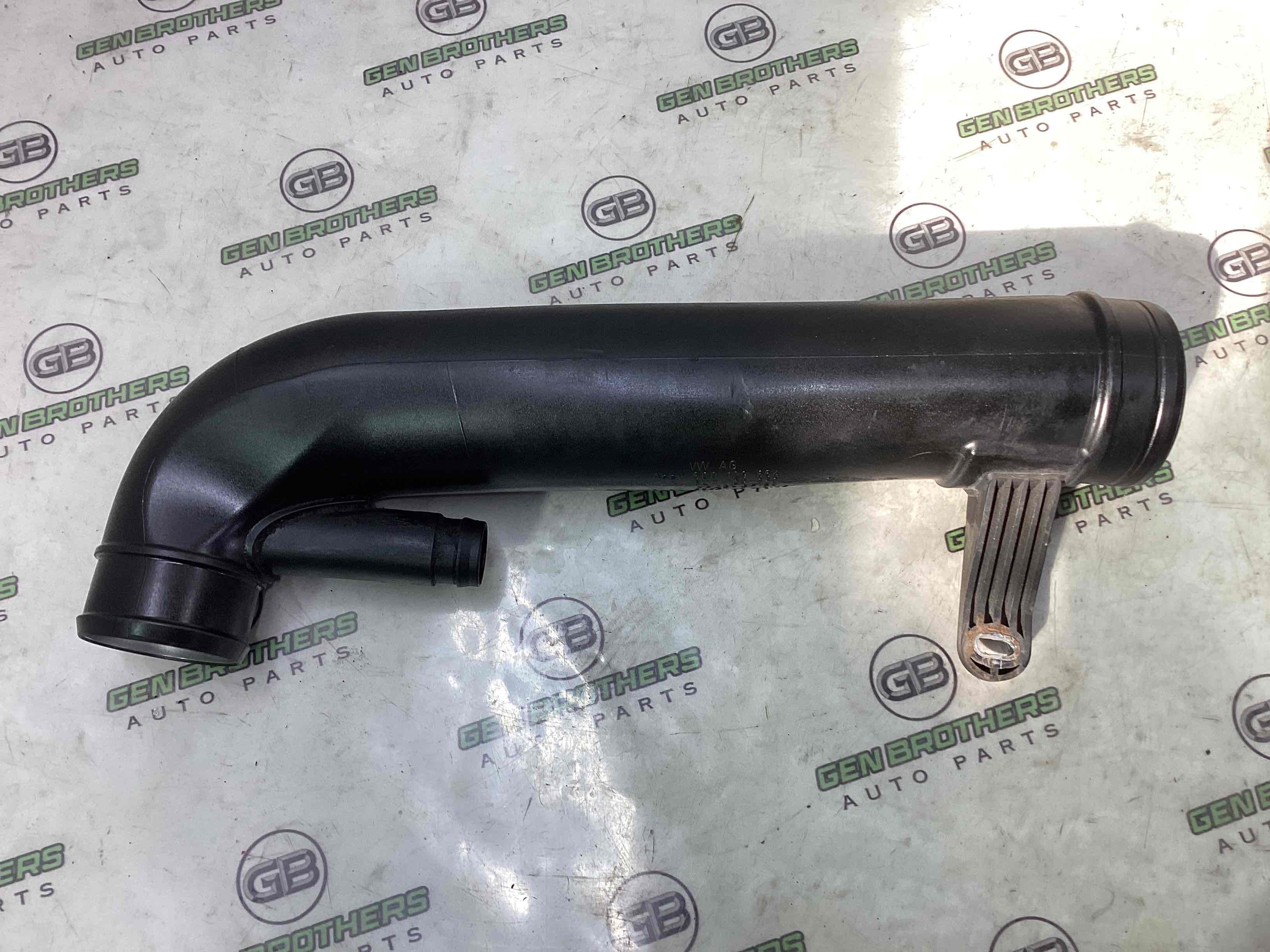 Патрубок повітряного фільтра