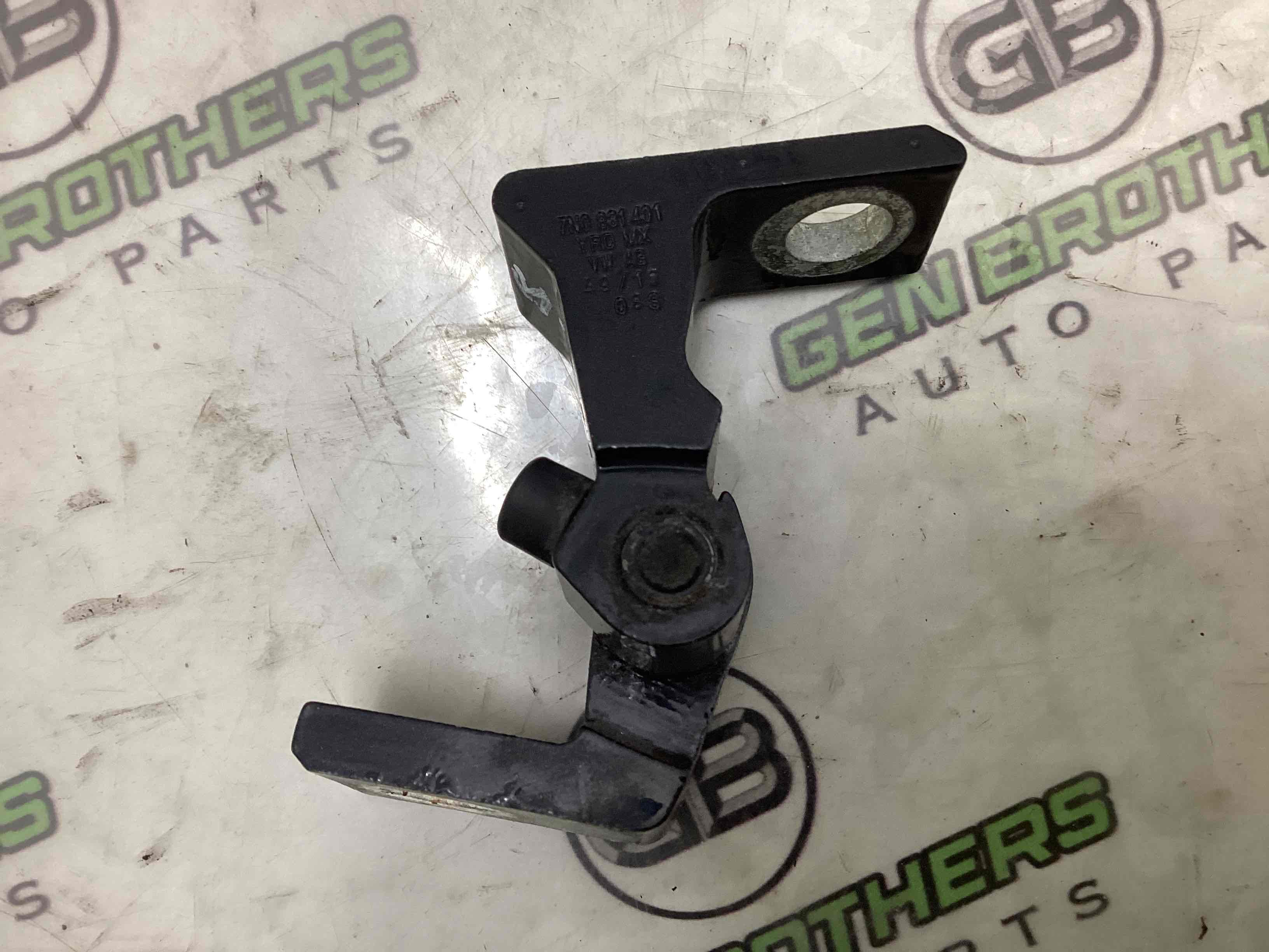 Петля двері, замок двері