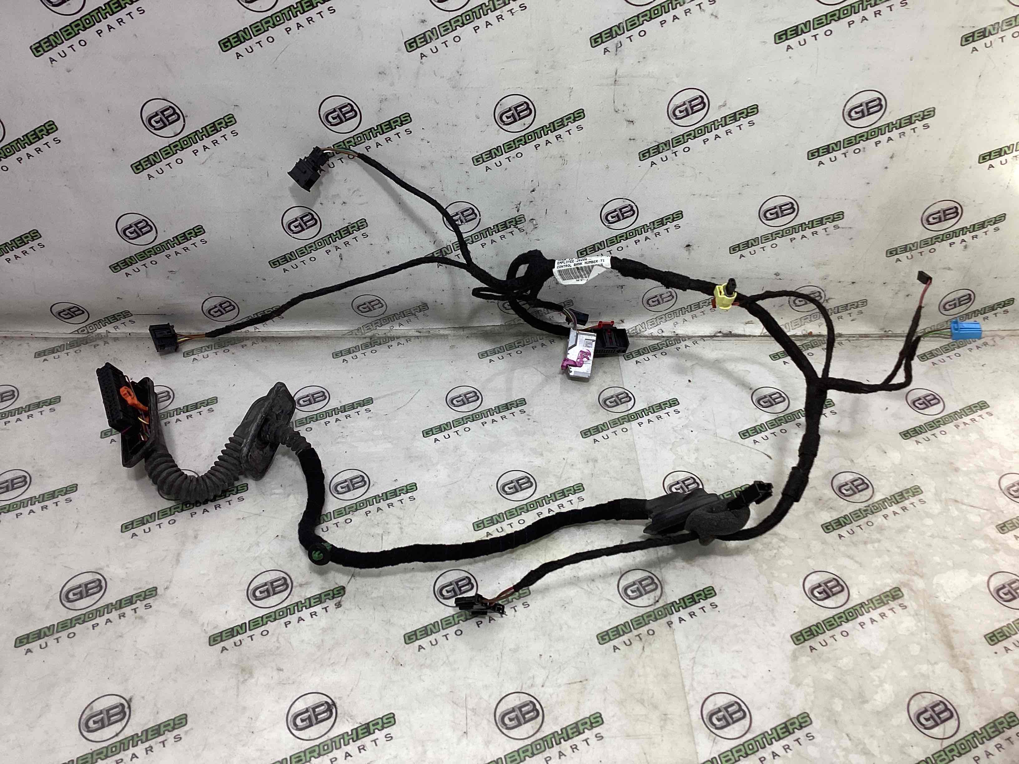 Електропроводка дверей, кришки багажника коса