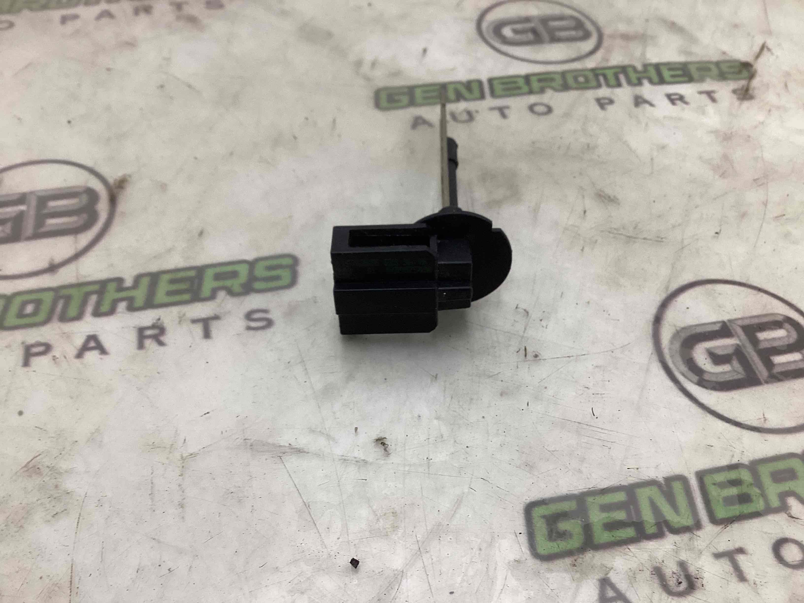 Датчик температури повітря у салоні