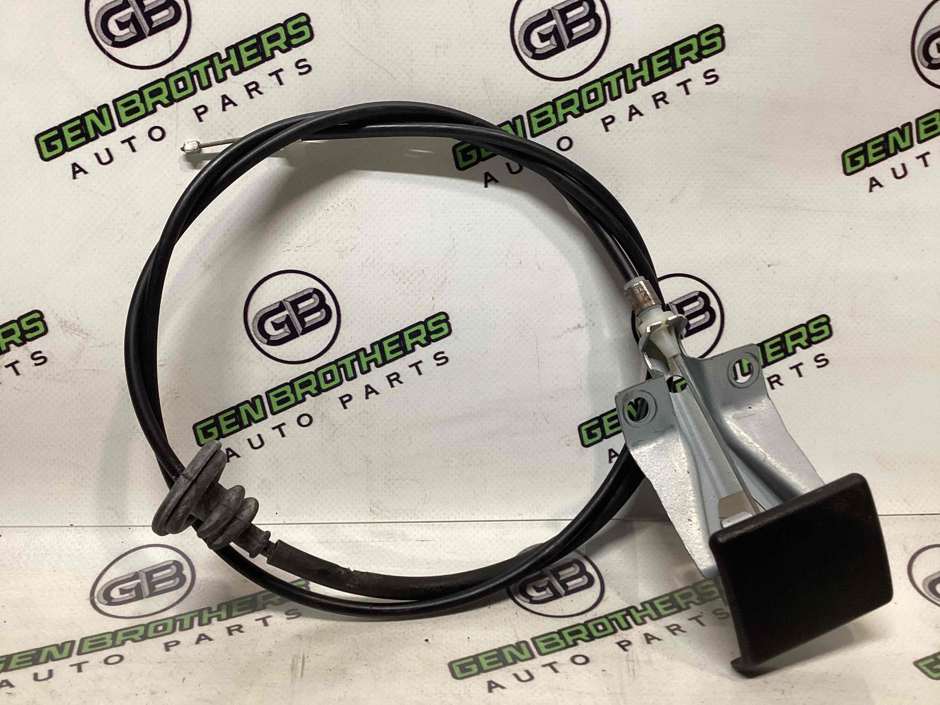 Замок капота, трос капота