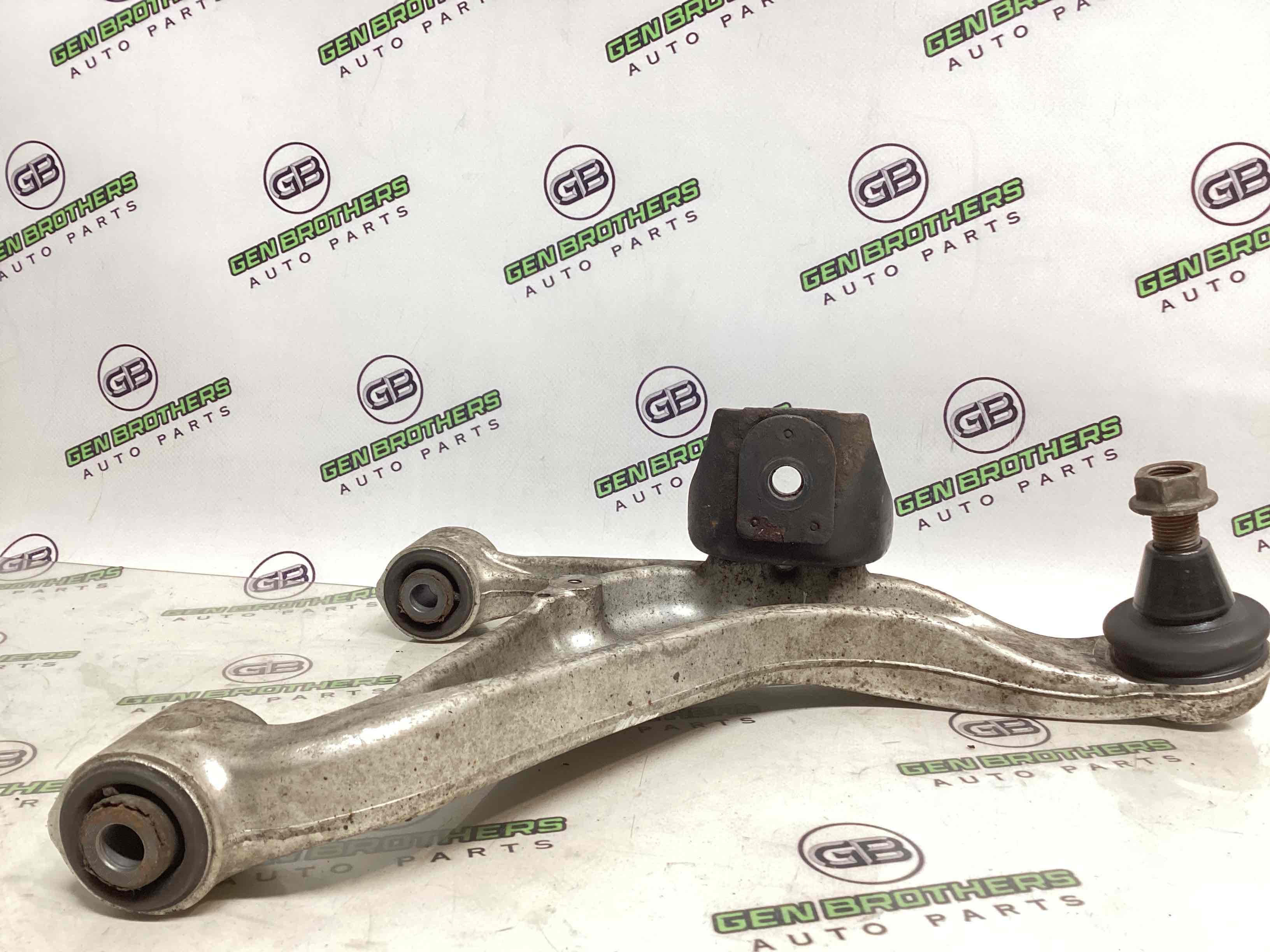 Важіль задній лівий