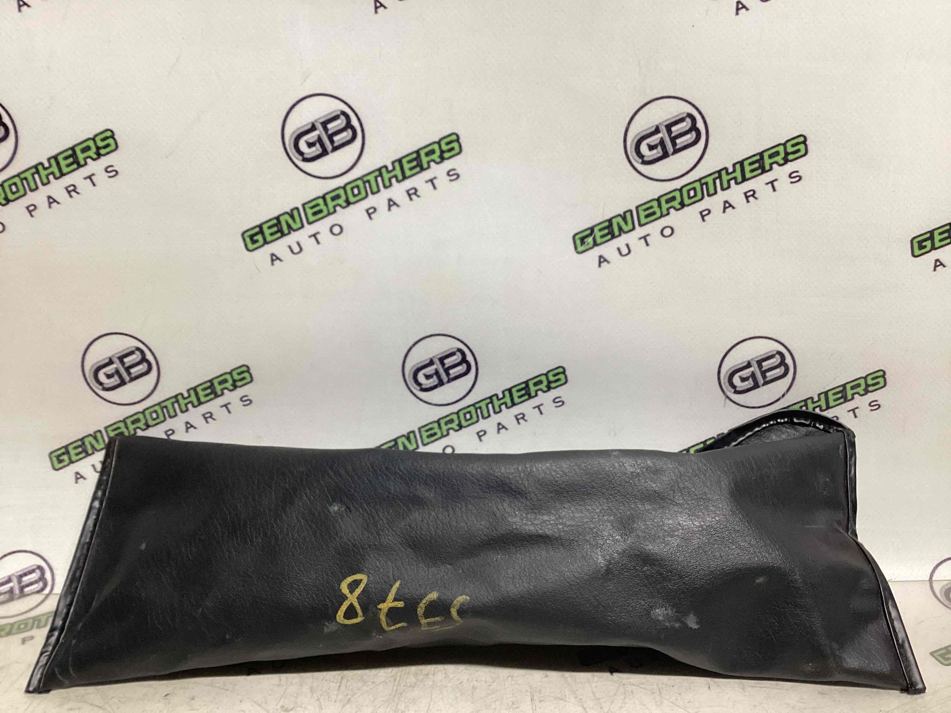 Гак буксирувальний