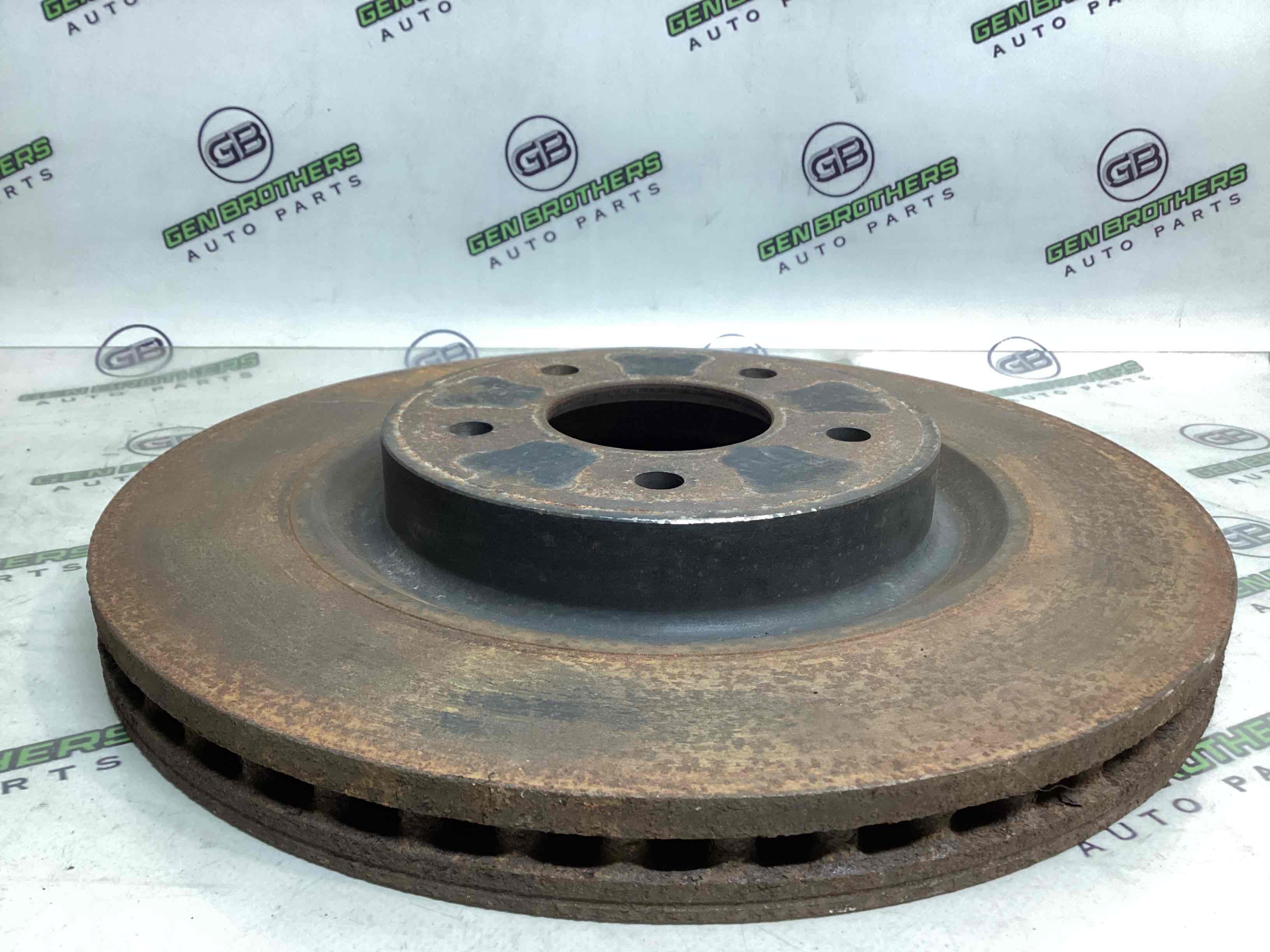 Гальмівний диск передній