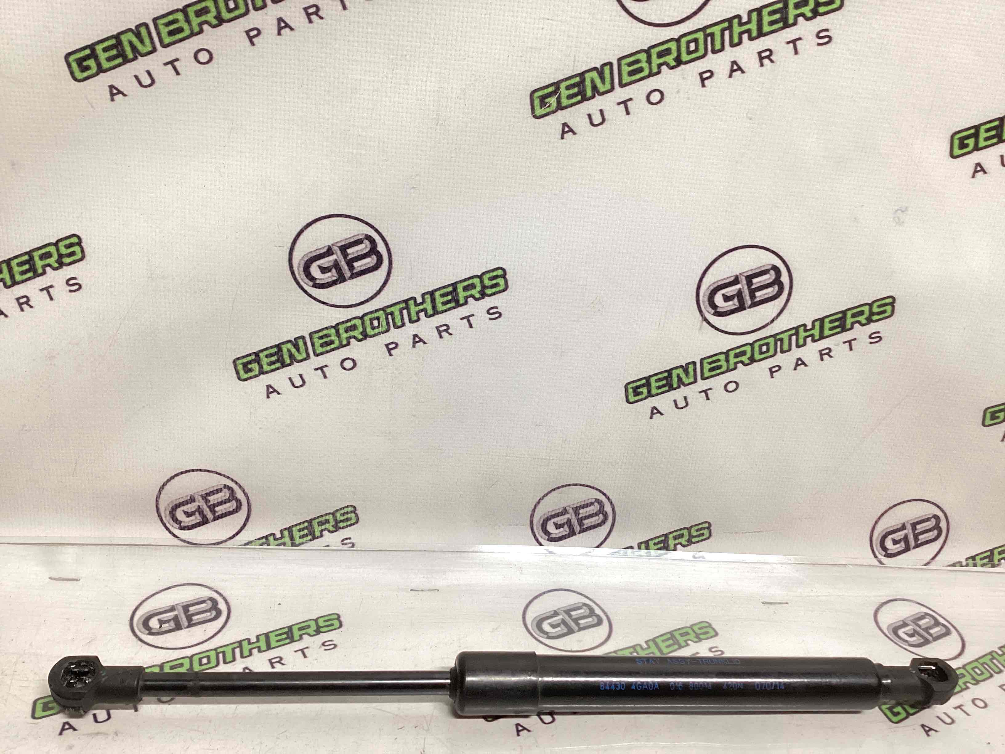 Амортизатор кришки двері багажника