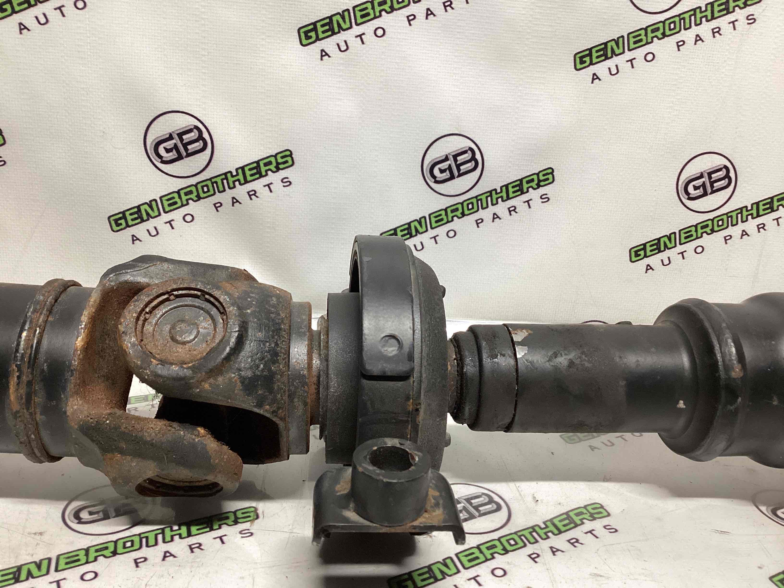 Карданний вал