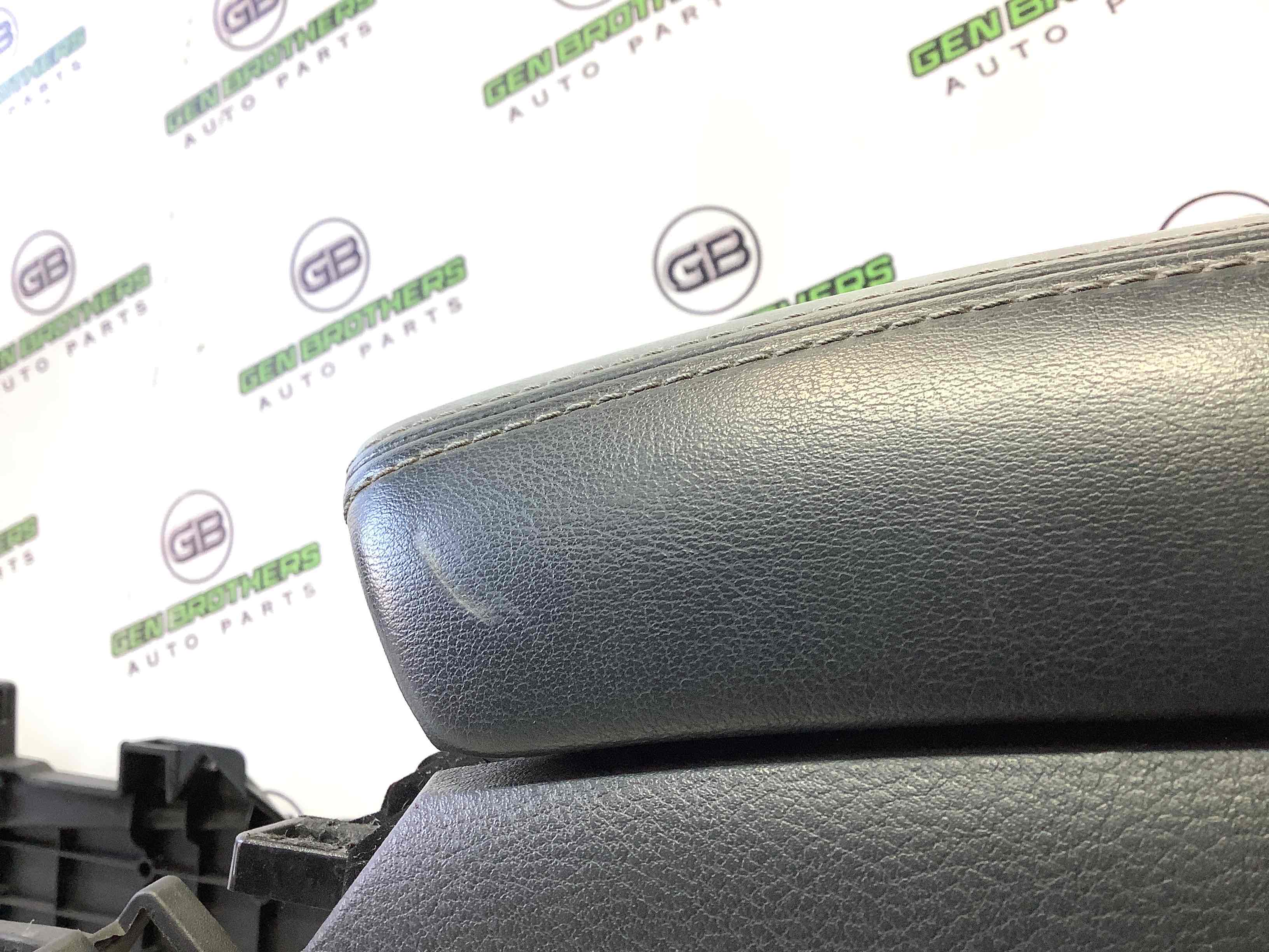 Підлокітник