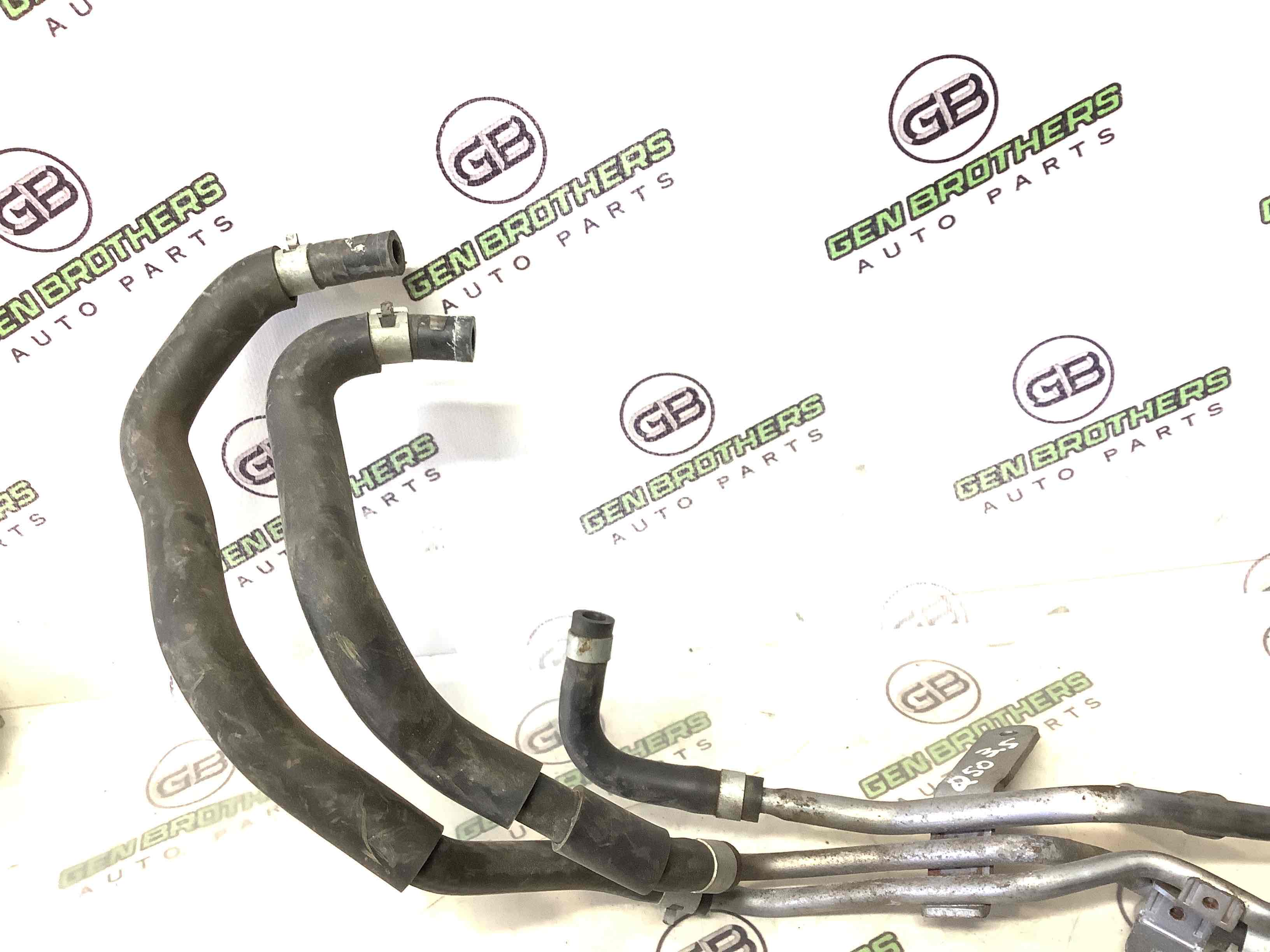 Патрубок трубопровід, шланг