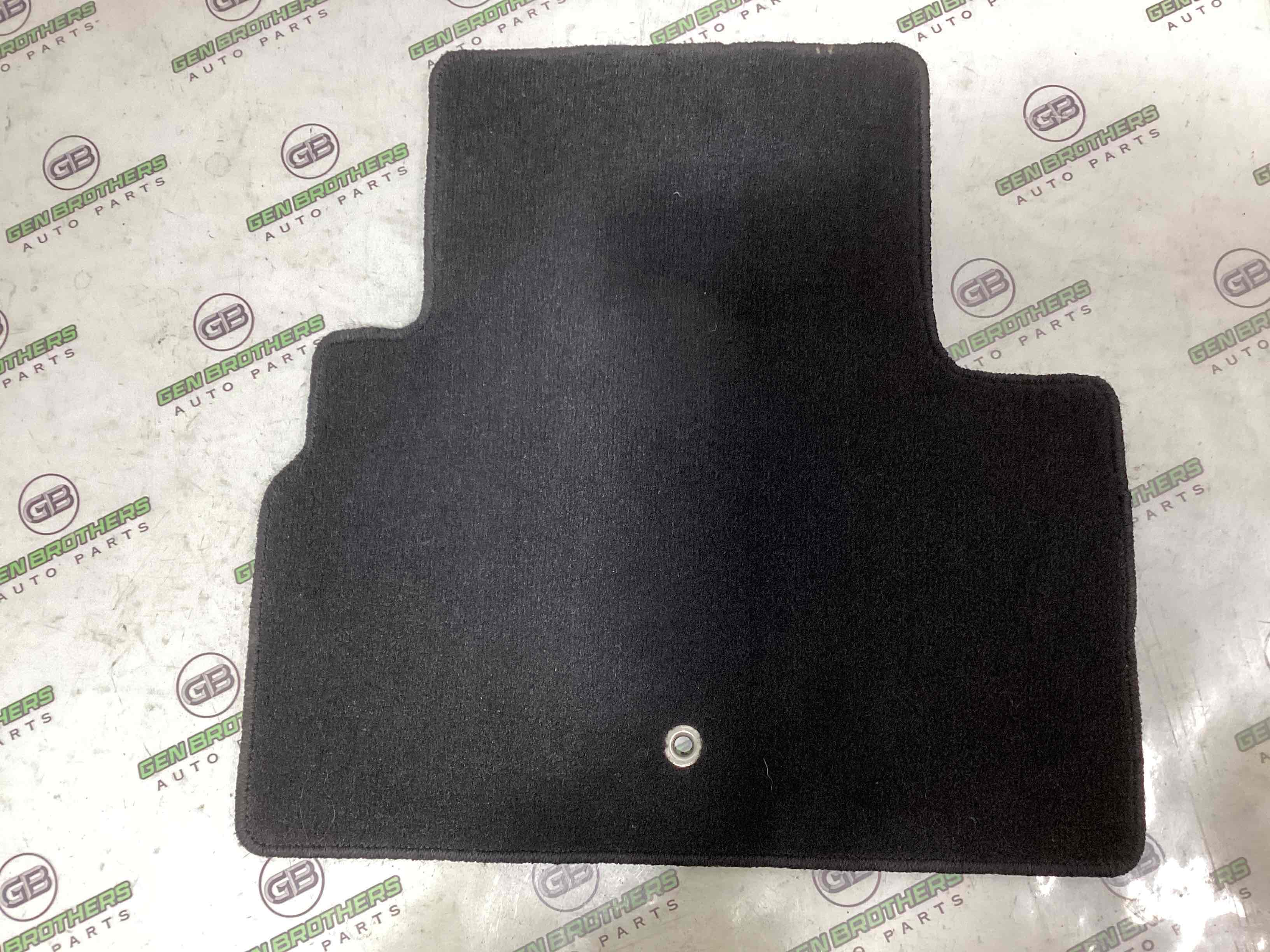 Килимки комплекти, підлога салону