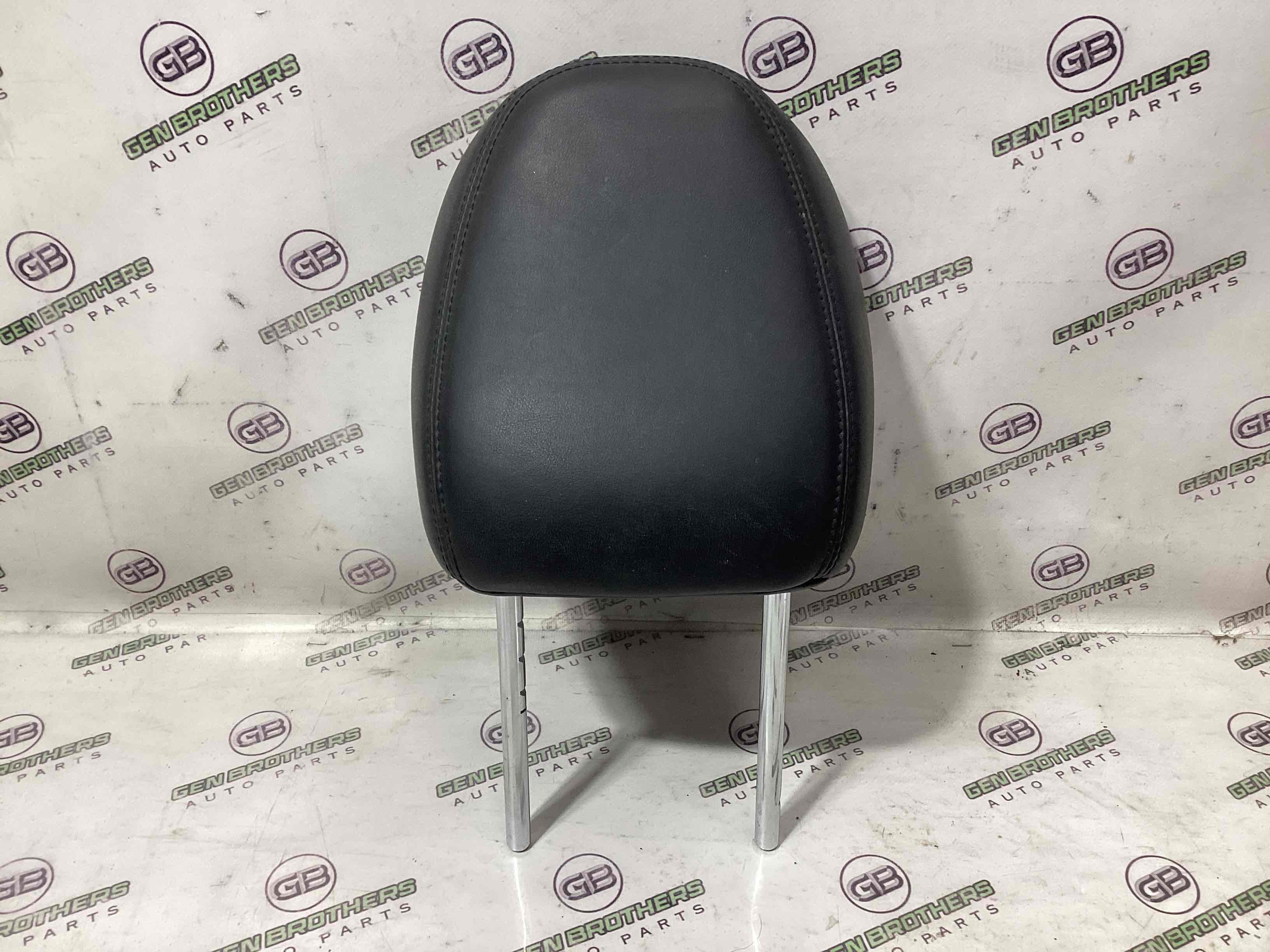 Підголівник