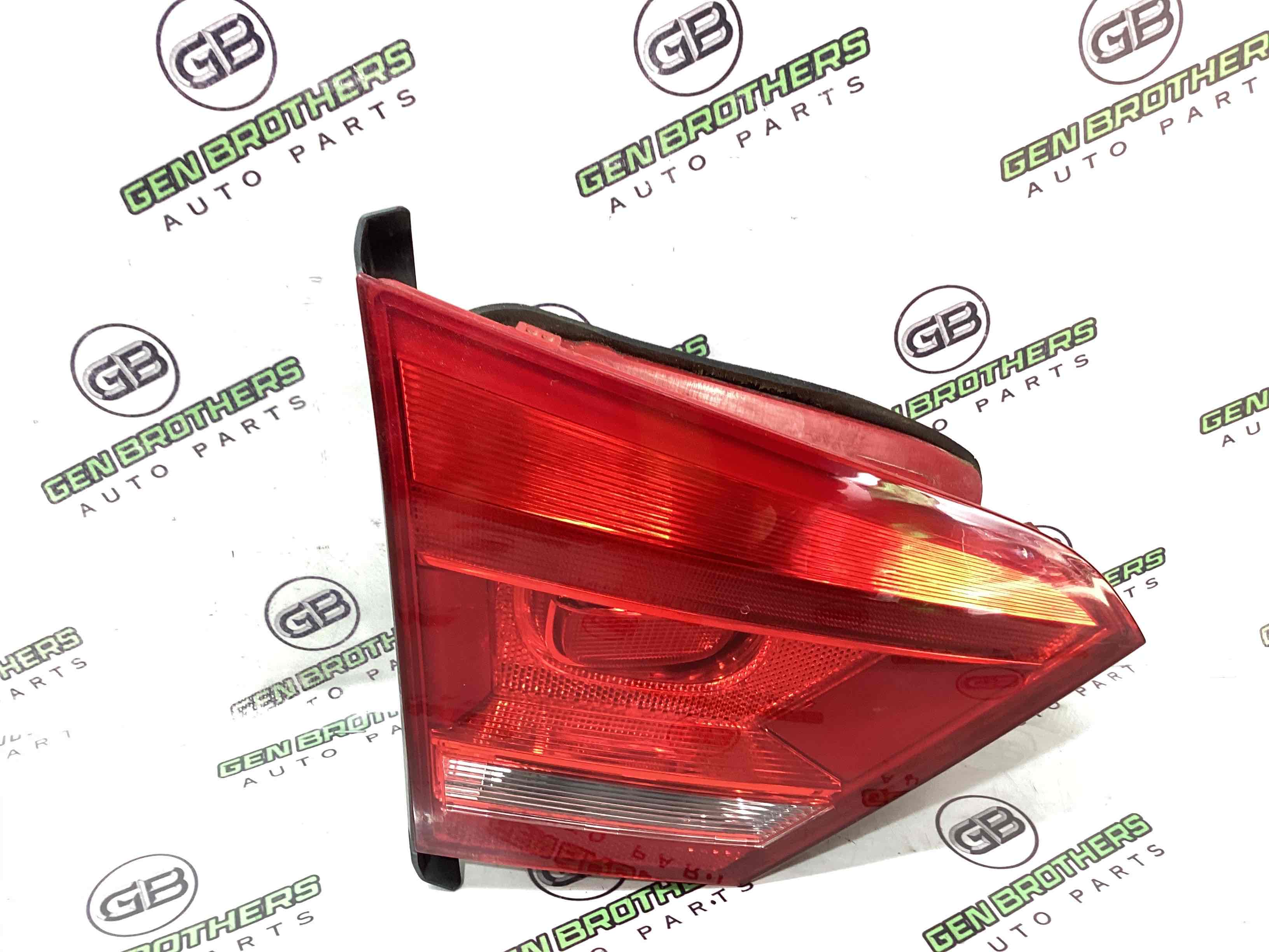 Ліхтар задній лівий