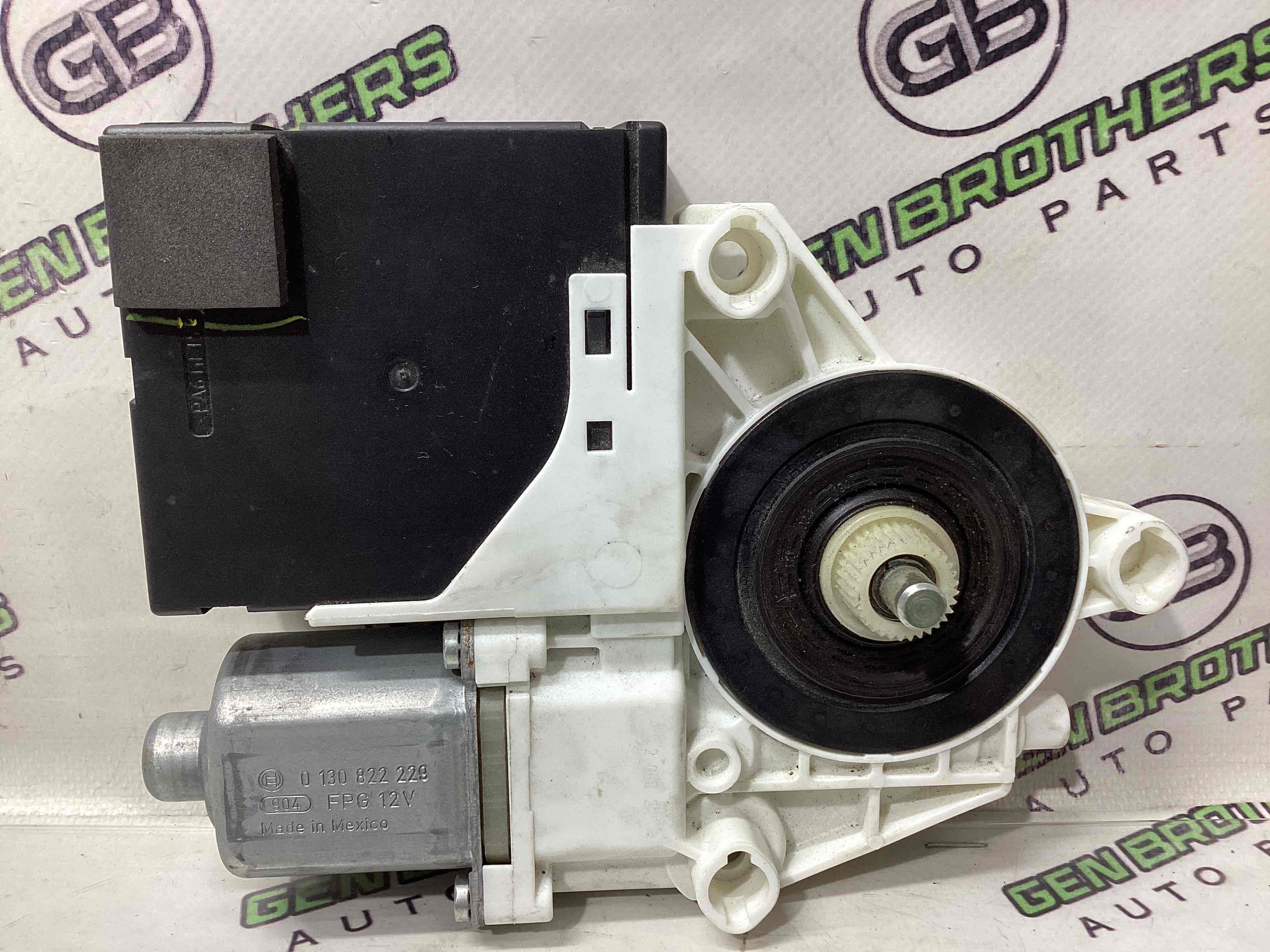 Моторчик склопідйомника