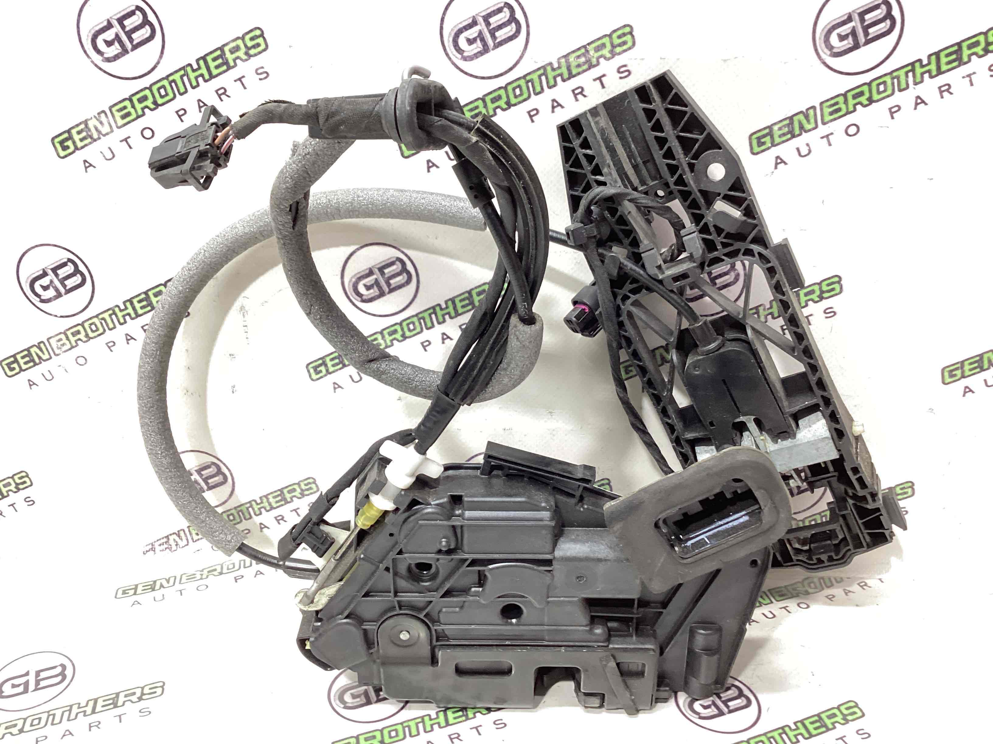 Замок дверей передньої правої