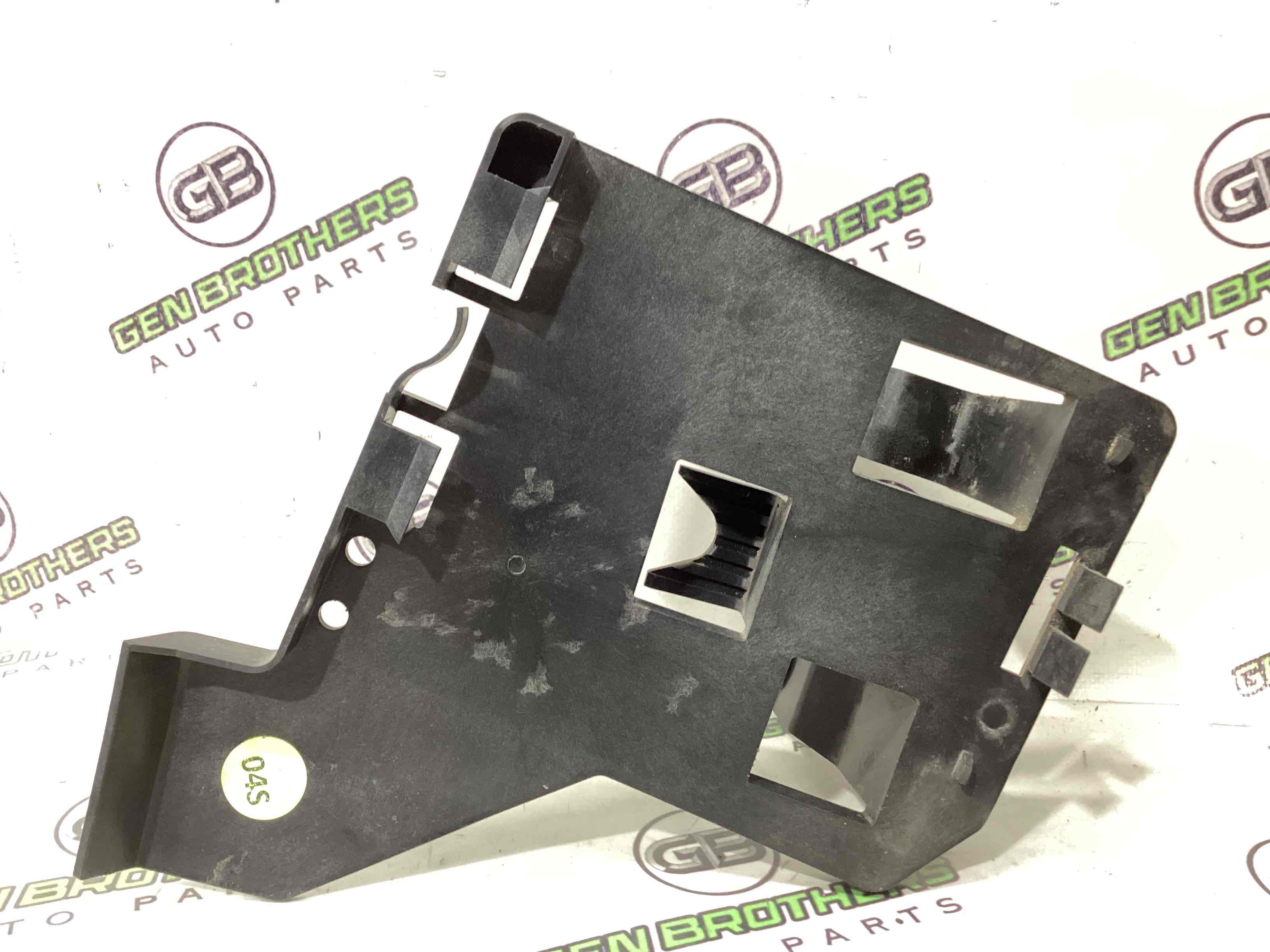 Кріплення, кронштейн