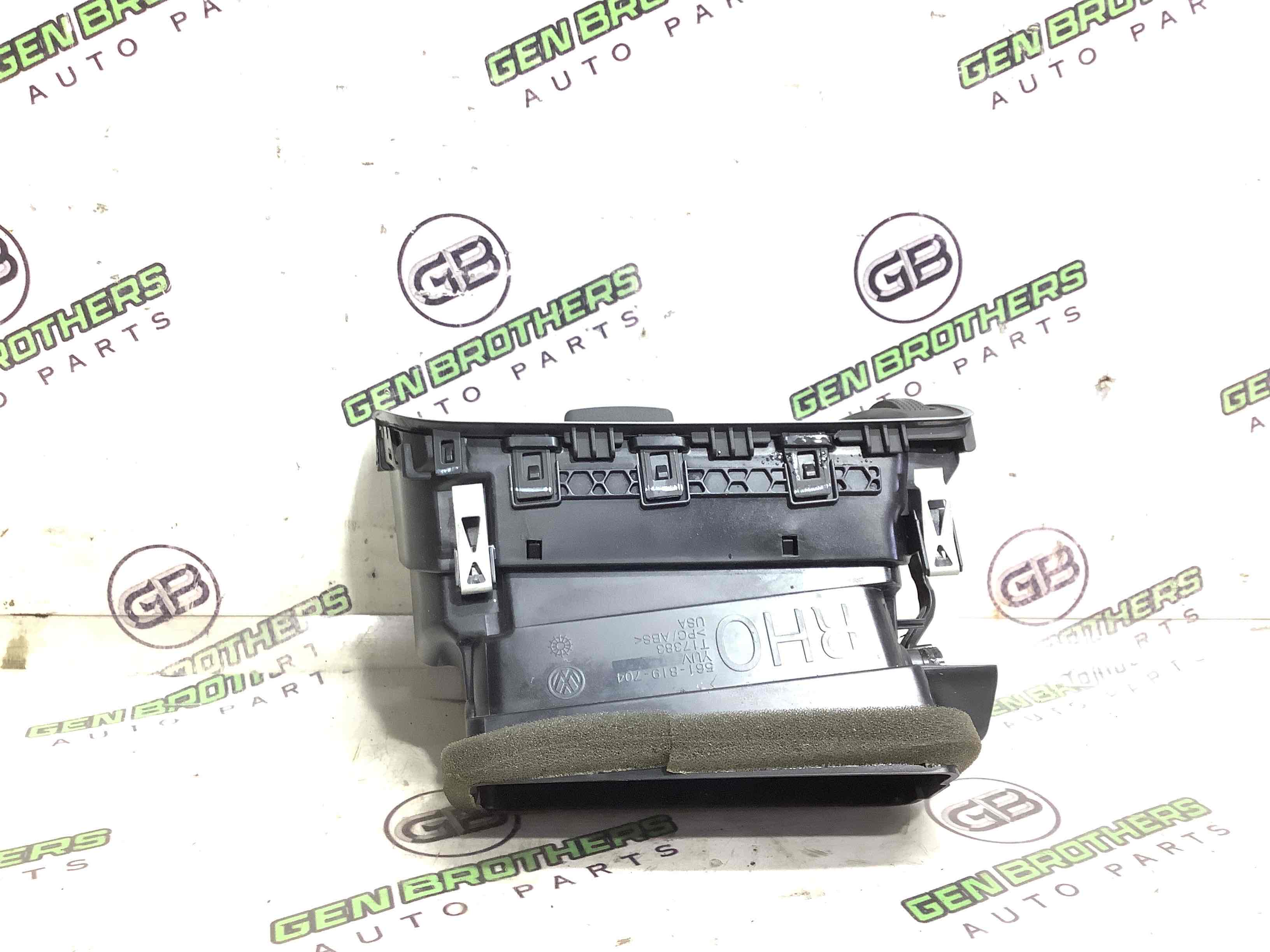 Дефлектор обдування салону