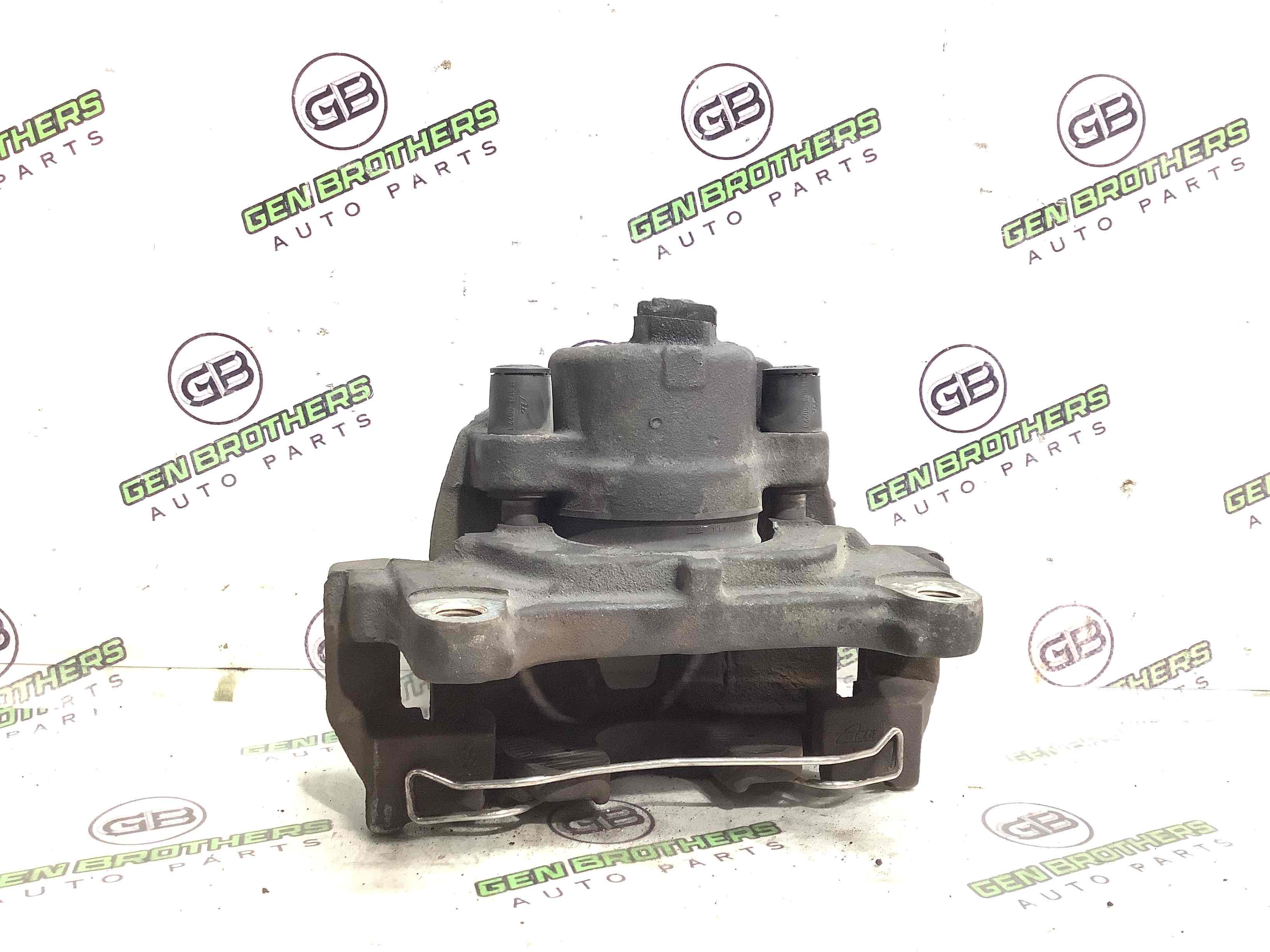 Супорт передній правий