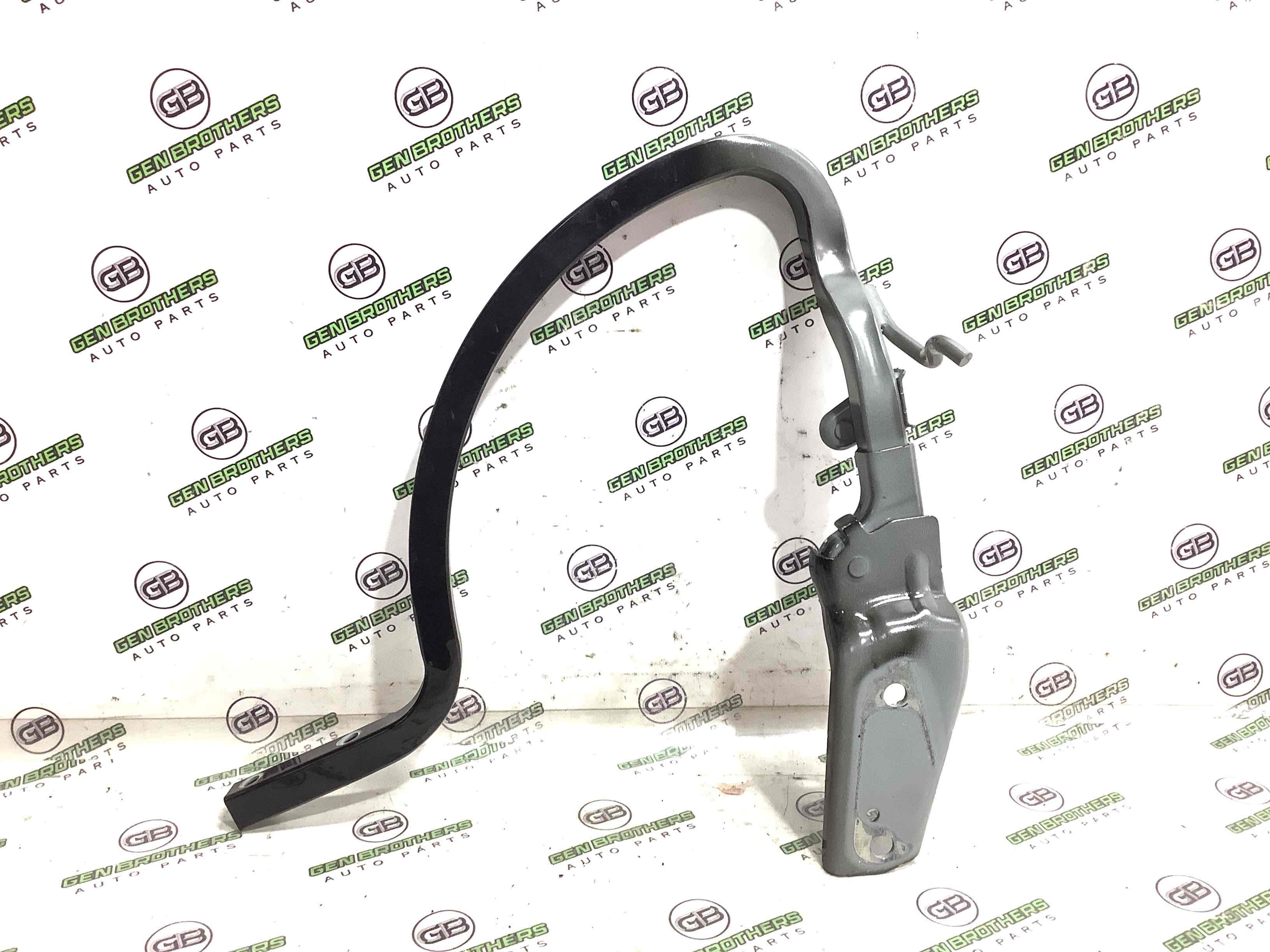 Петля кришки багажника, двері багажника