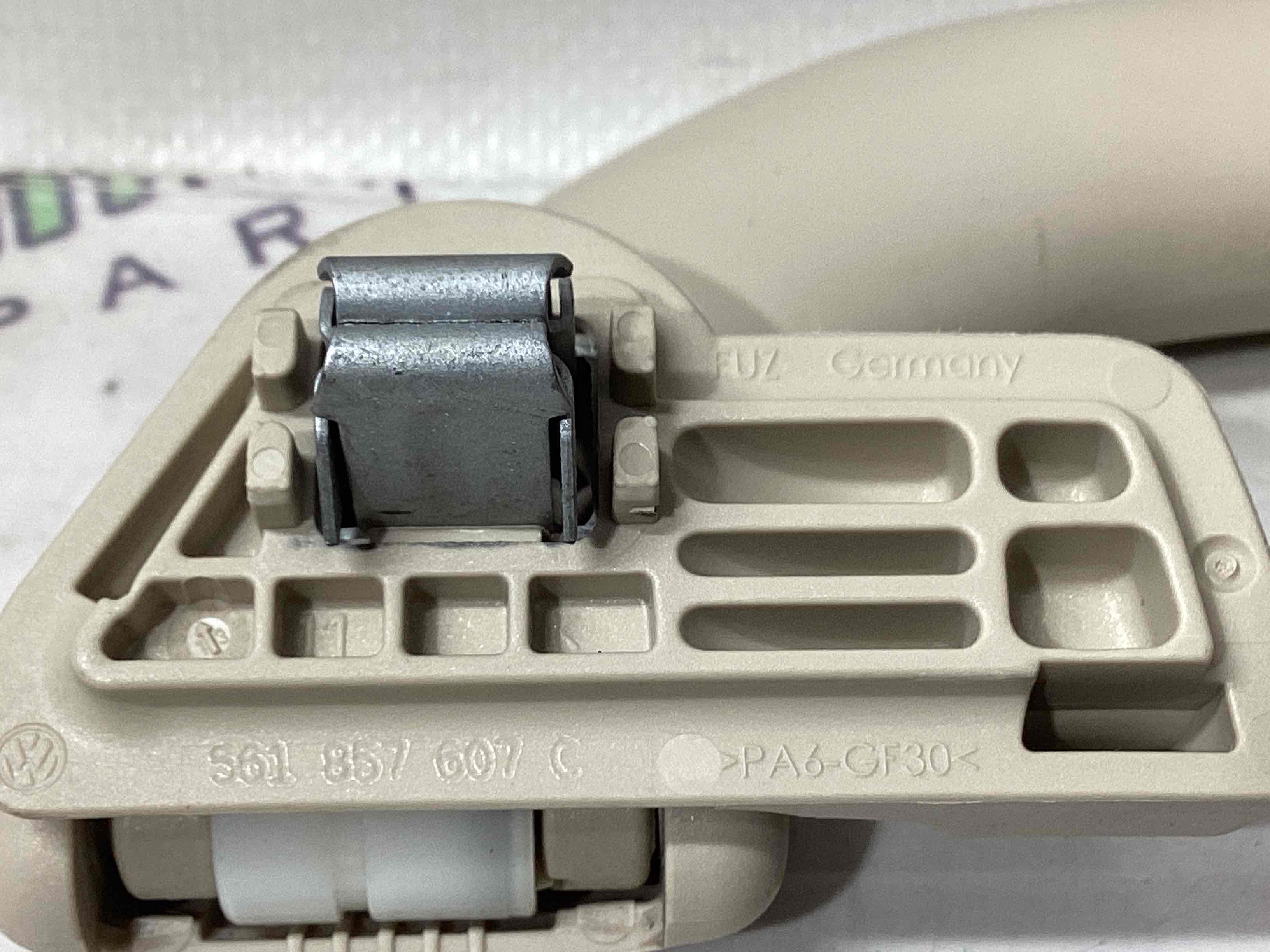 Ручка внутрішня стельова