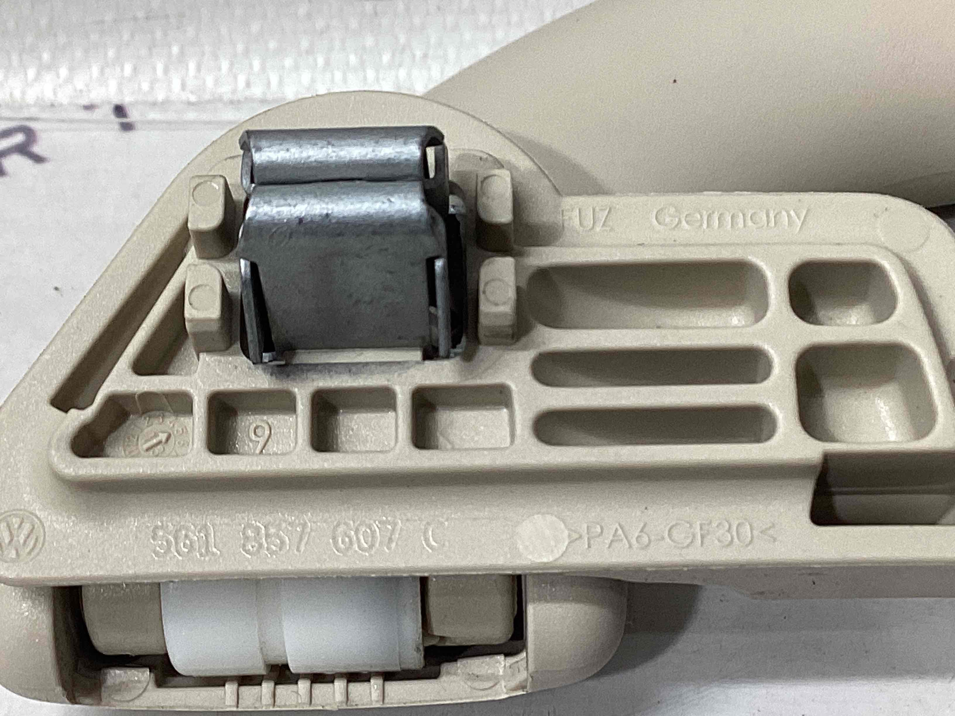 Ручка внутрішня стельова