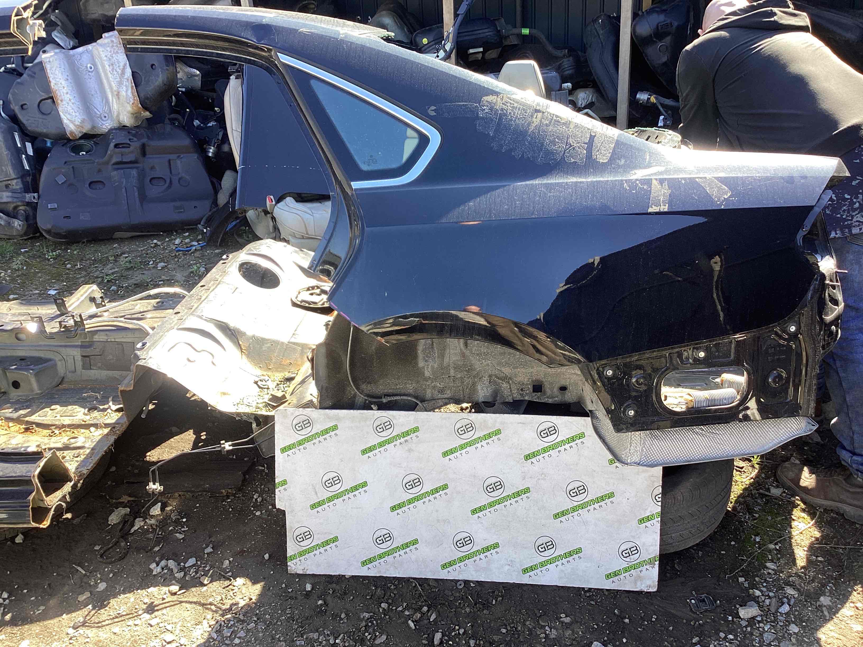 Чверть задня ліва