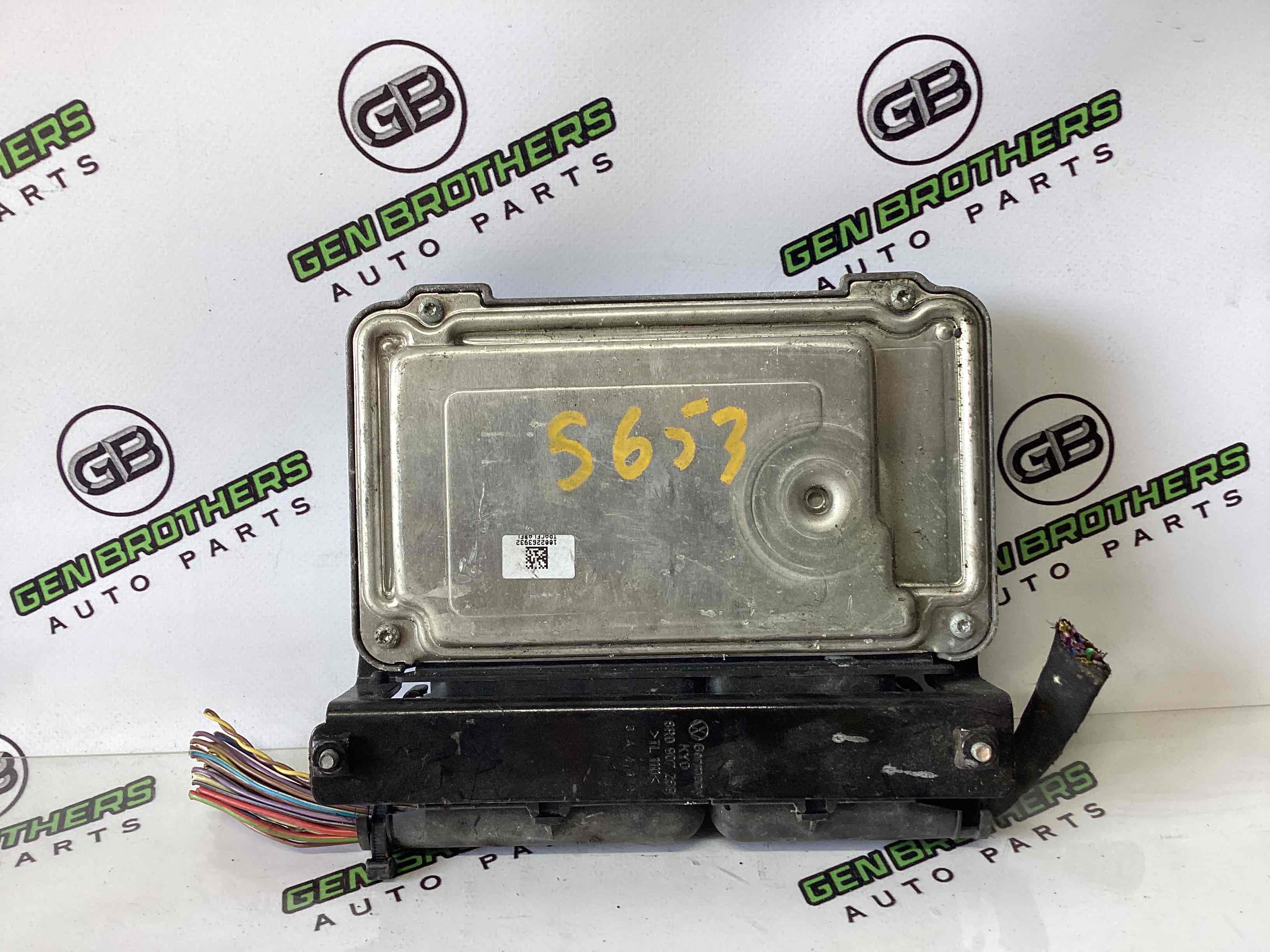 Блок ECU комп'ютер двигуна