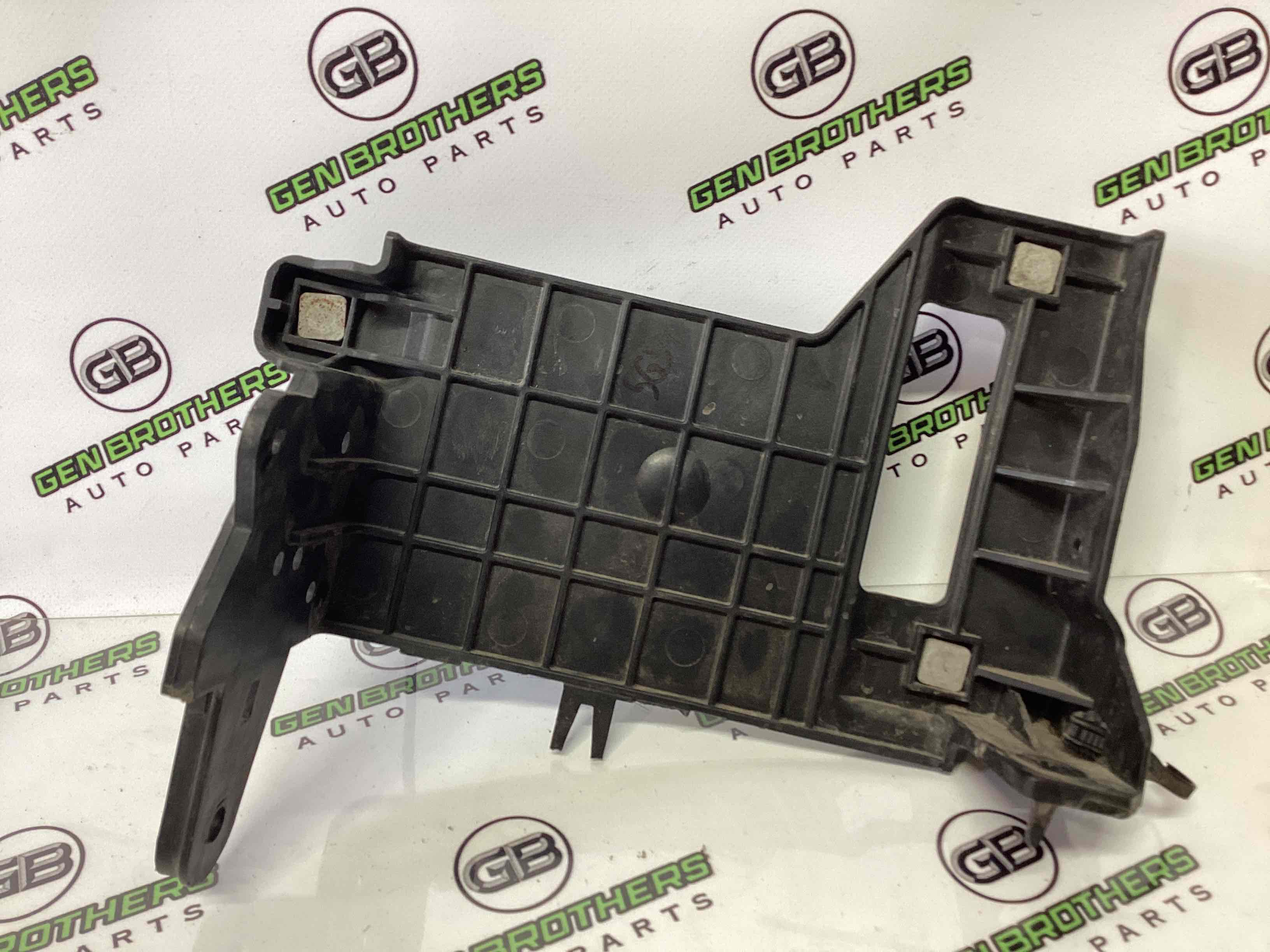 Кріплення, кронштейн