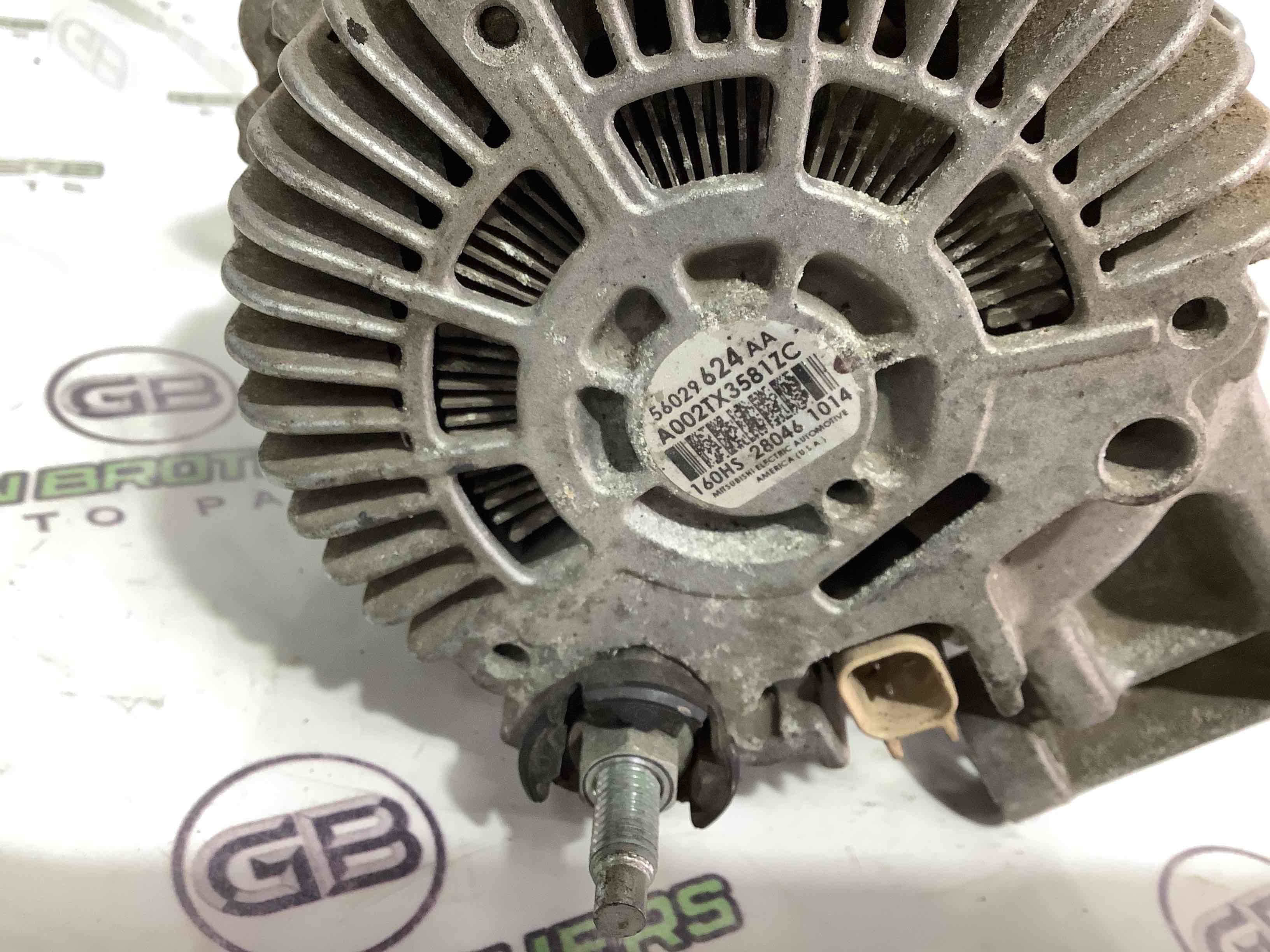 Генератор, кронштейн генератора