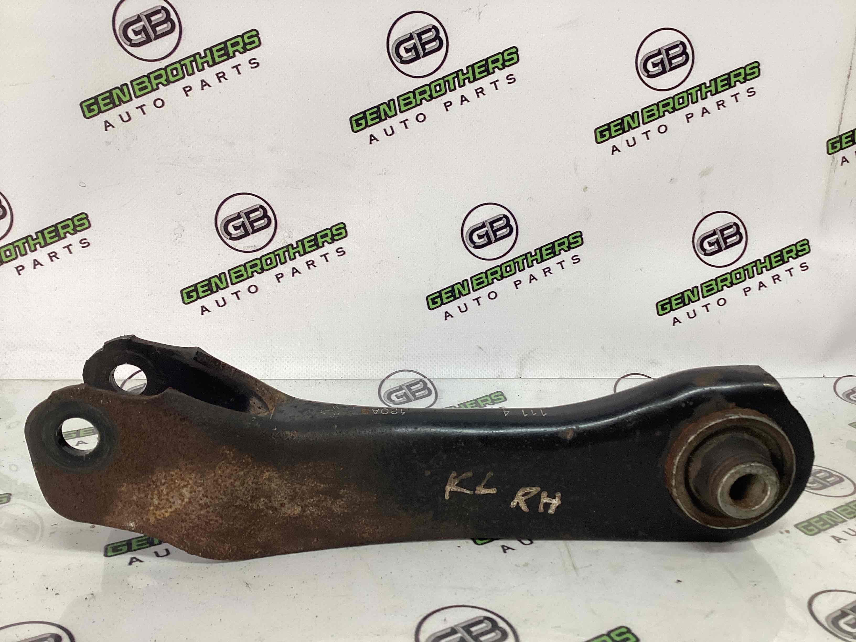 Важіль задній правий