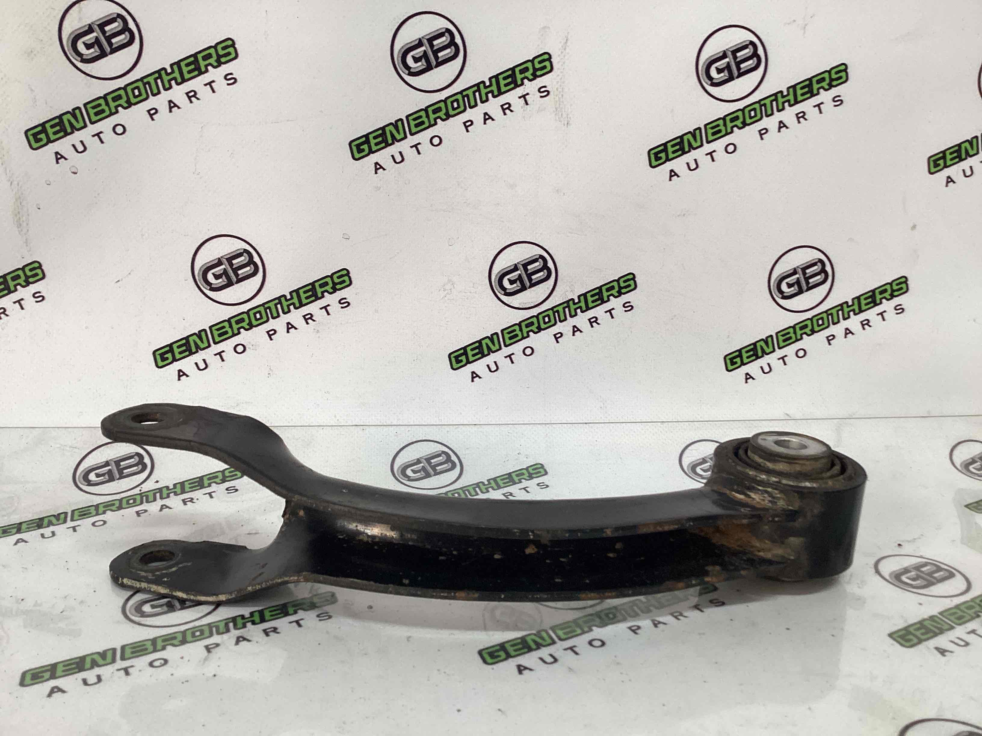 Важіль задній лівий