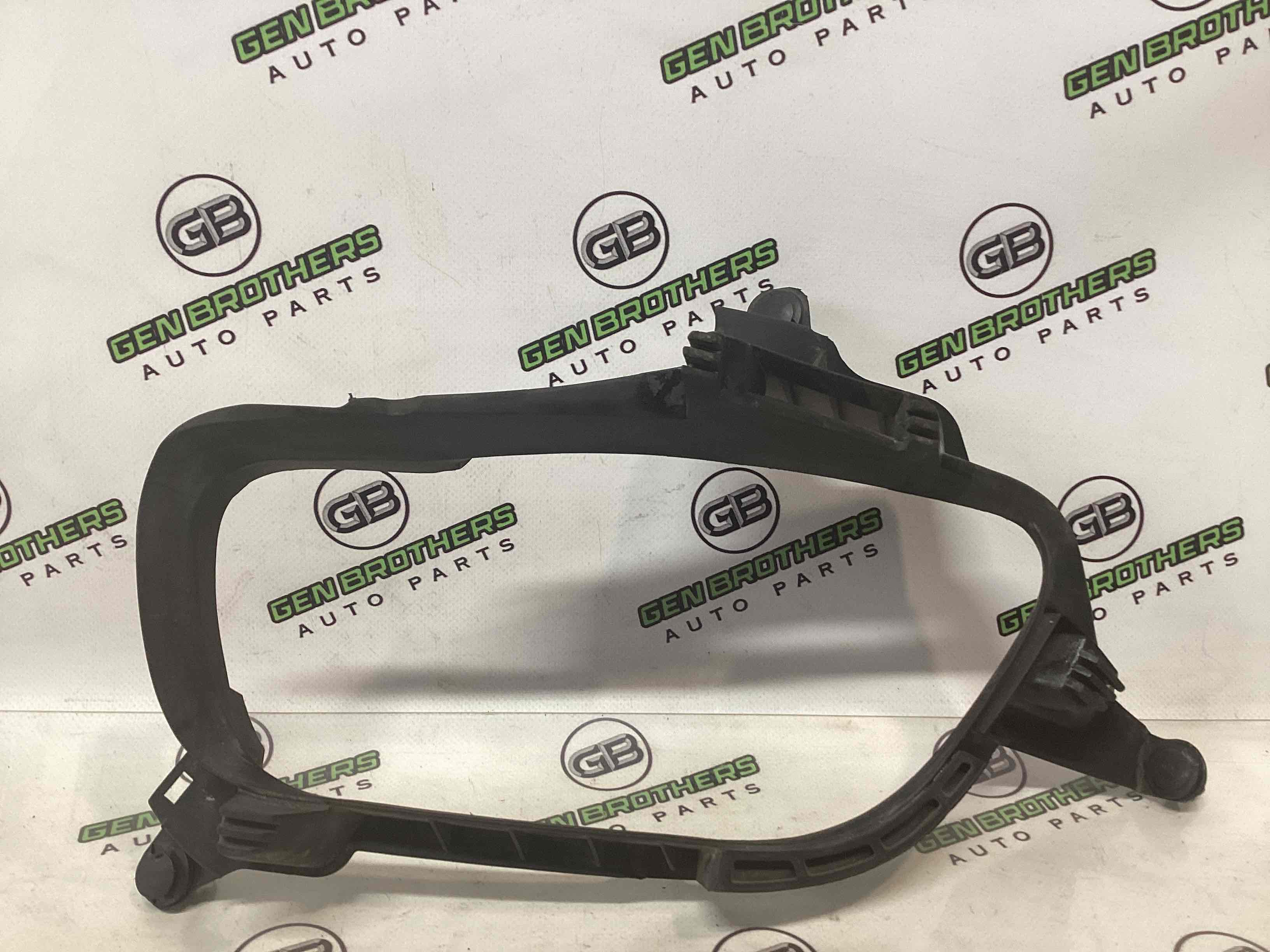 Кріплення фари