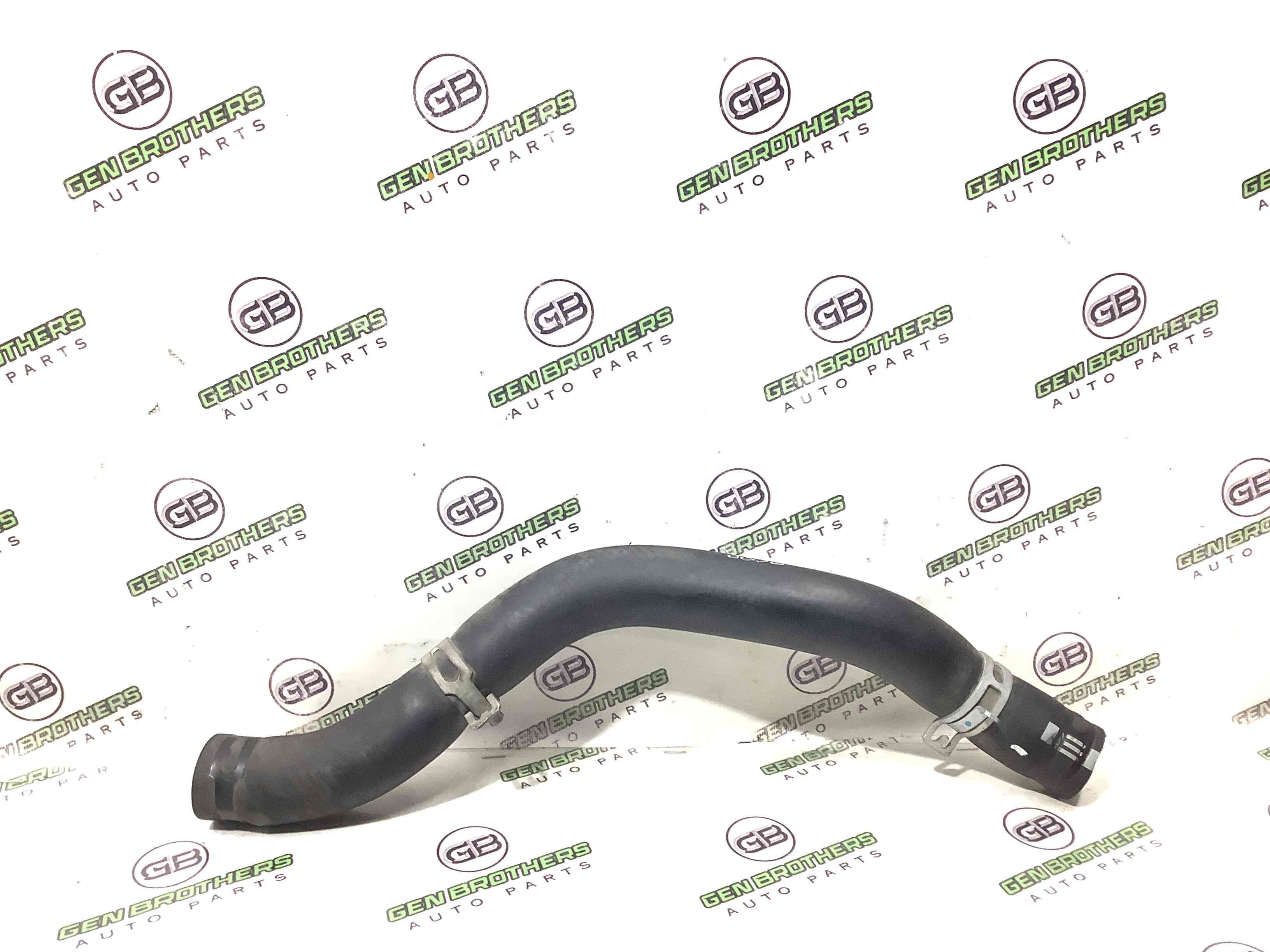 Патрубок радіаторів