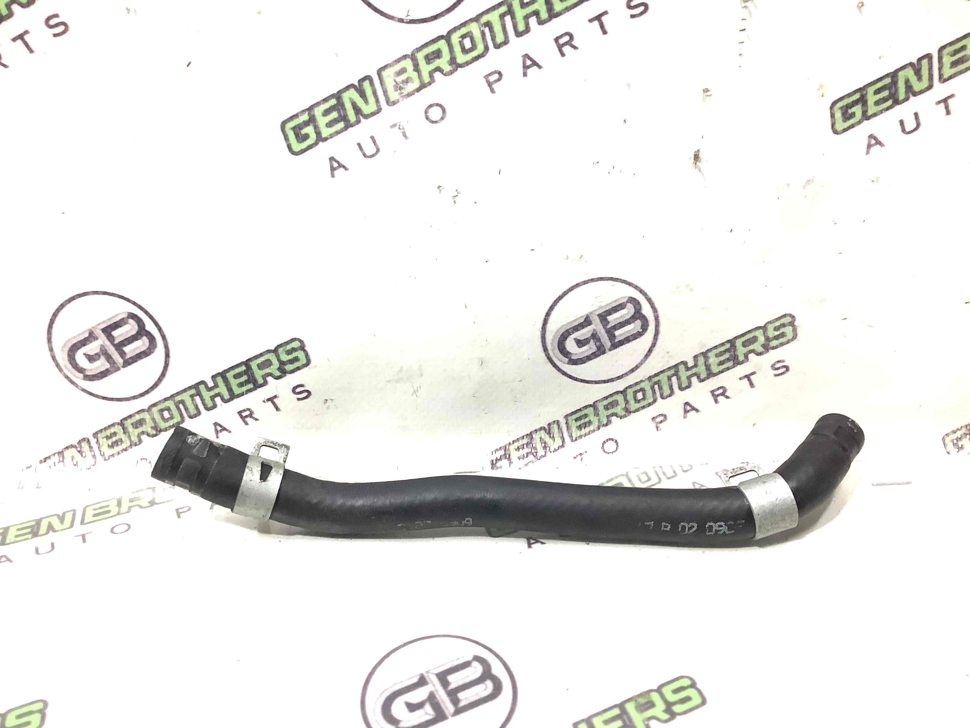 Патрубок трубопровід, шланг