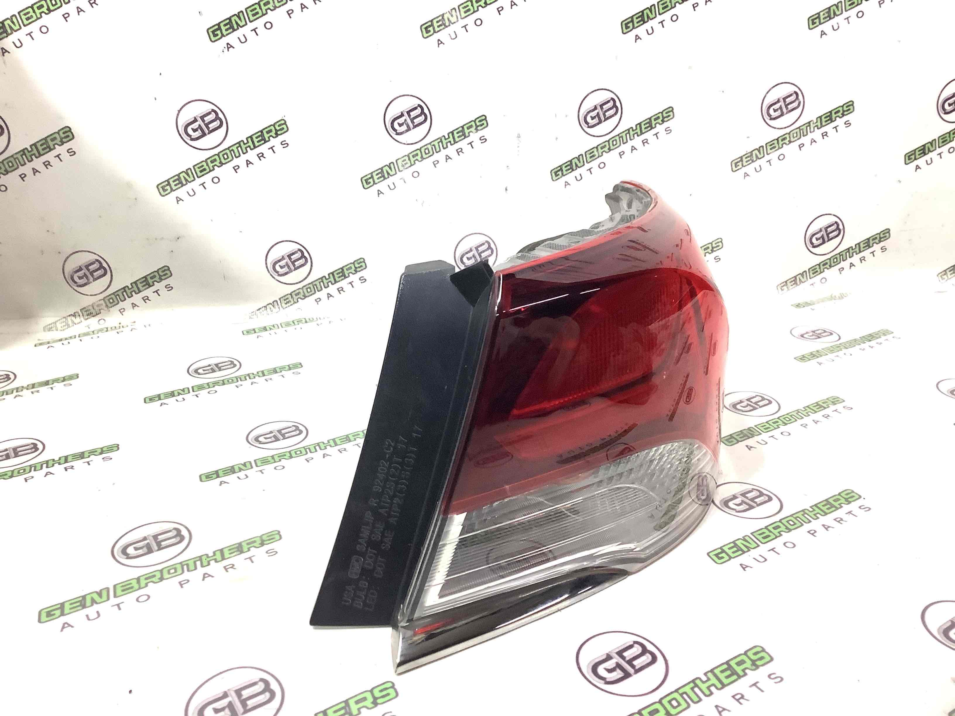 Ліхтар задній правий