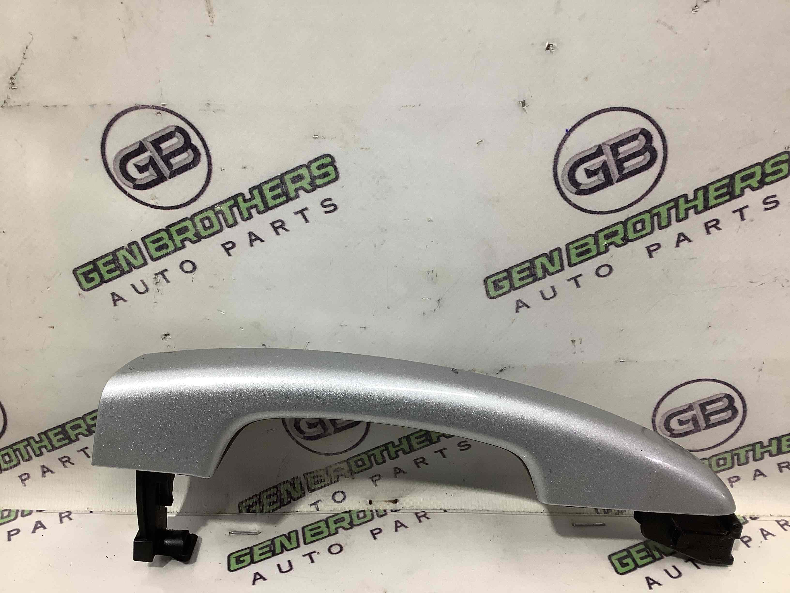 Ручка двері зовнішня