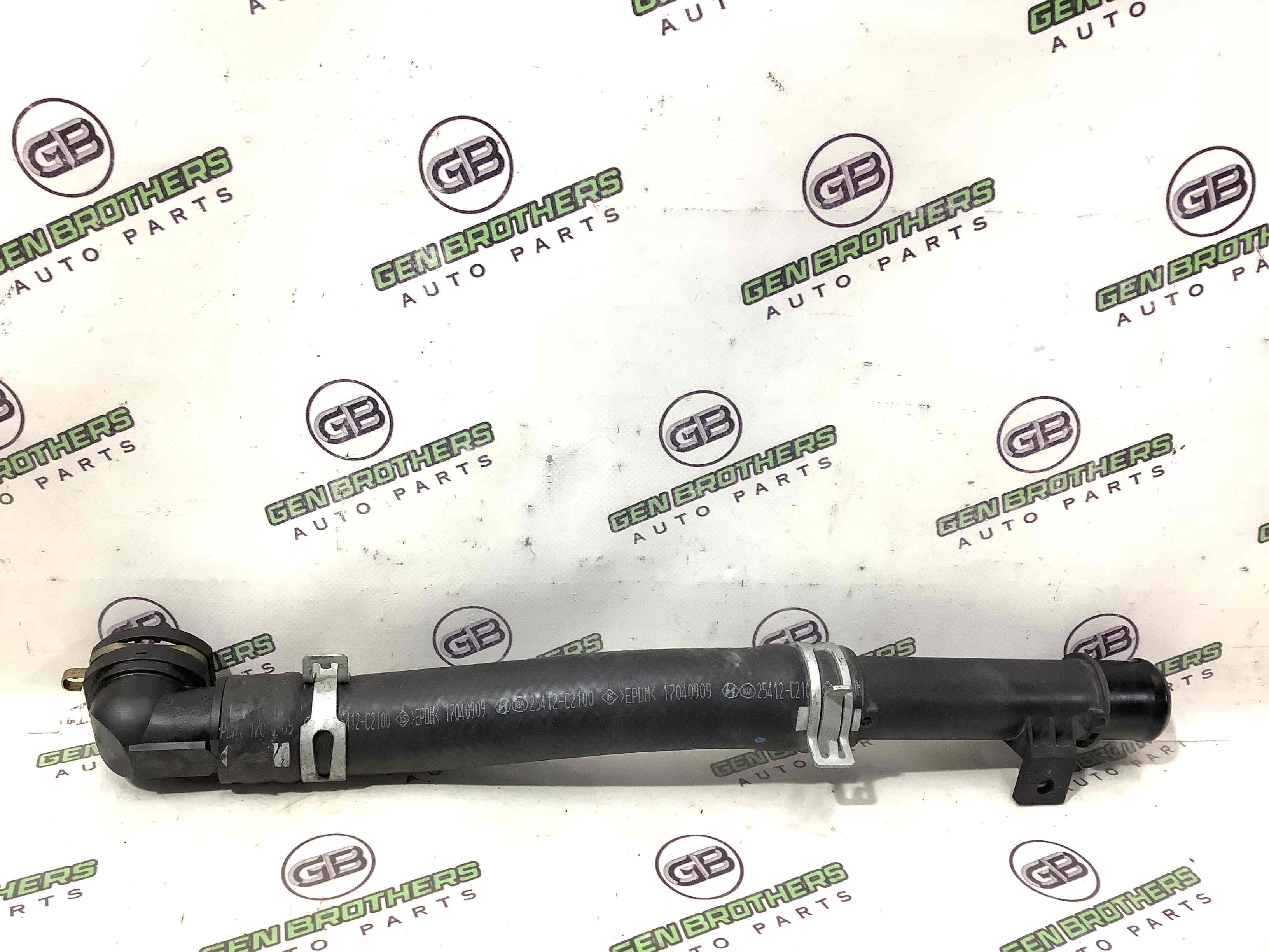 Патрубок радіаторів