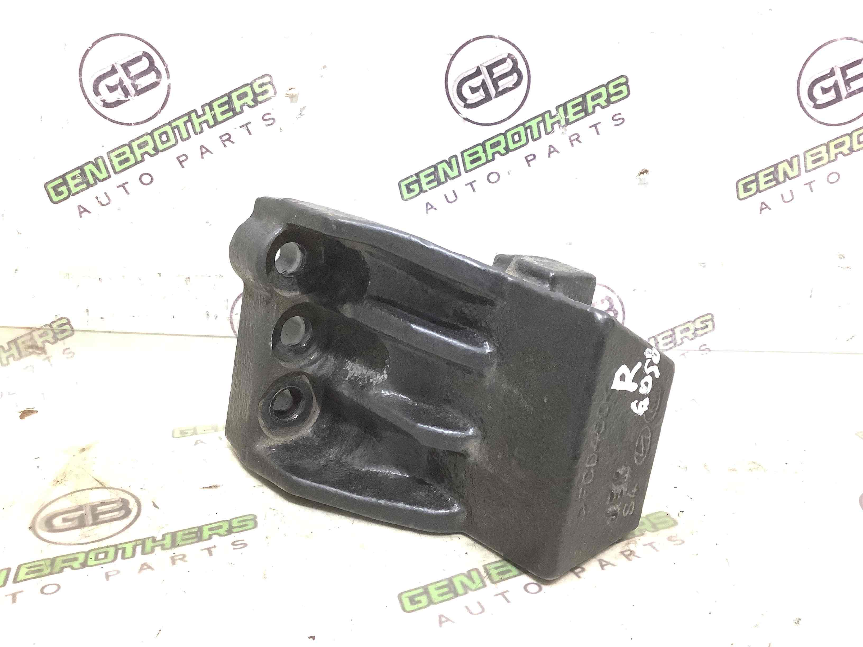 Подушка крепления двигателя