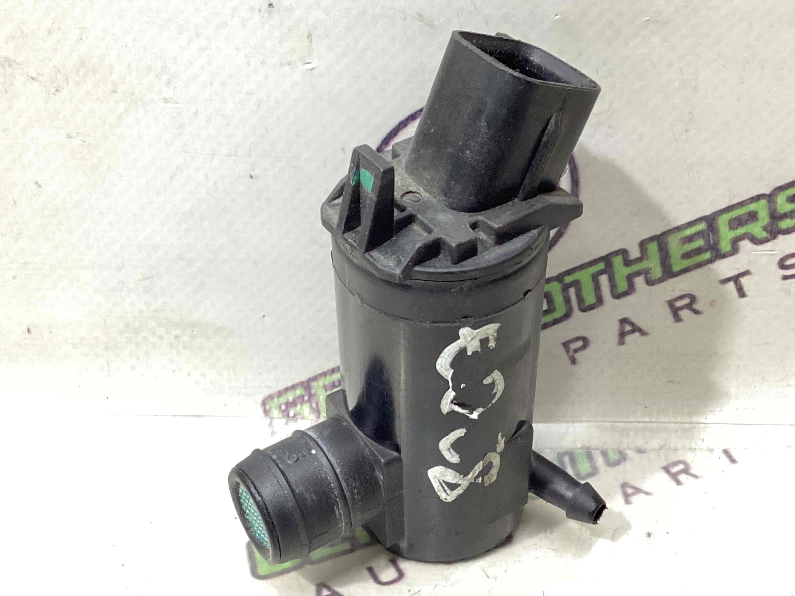 Форсунка омывателя, насос омывателя, шланг омывателя