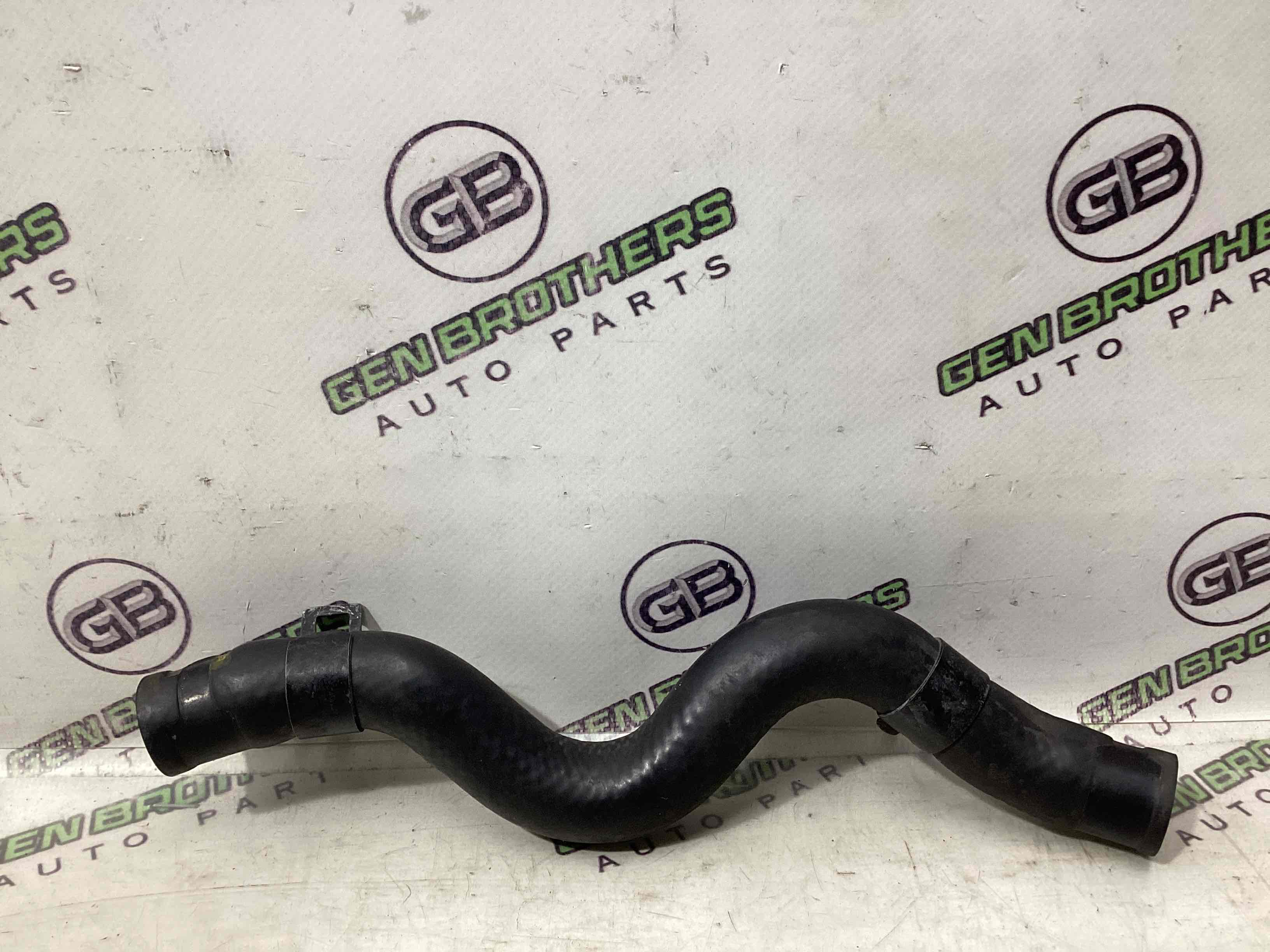 Патрубок трубопровод, шланг