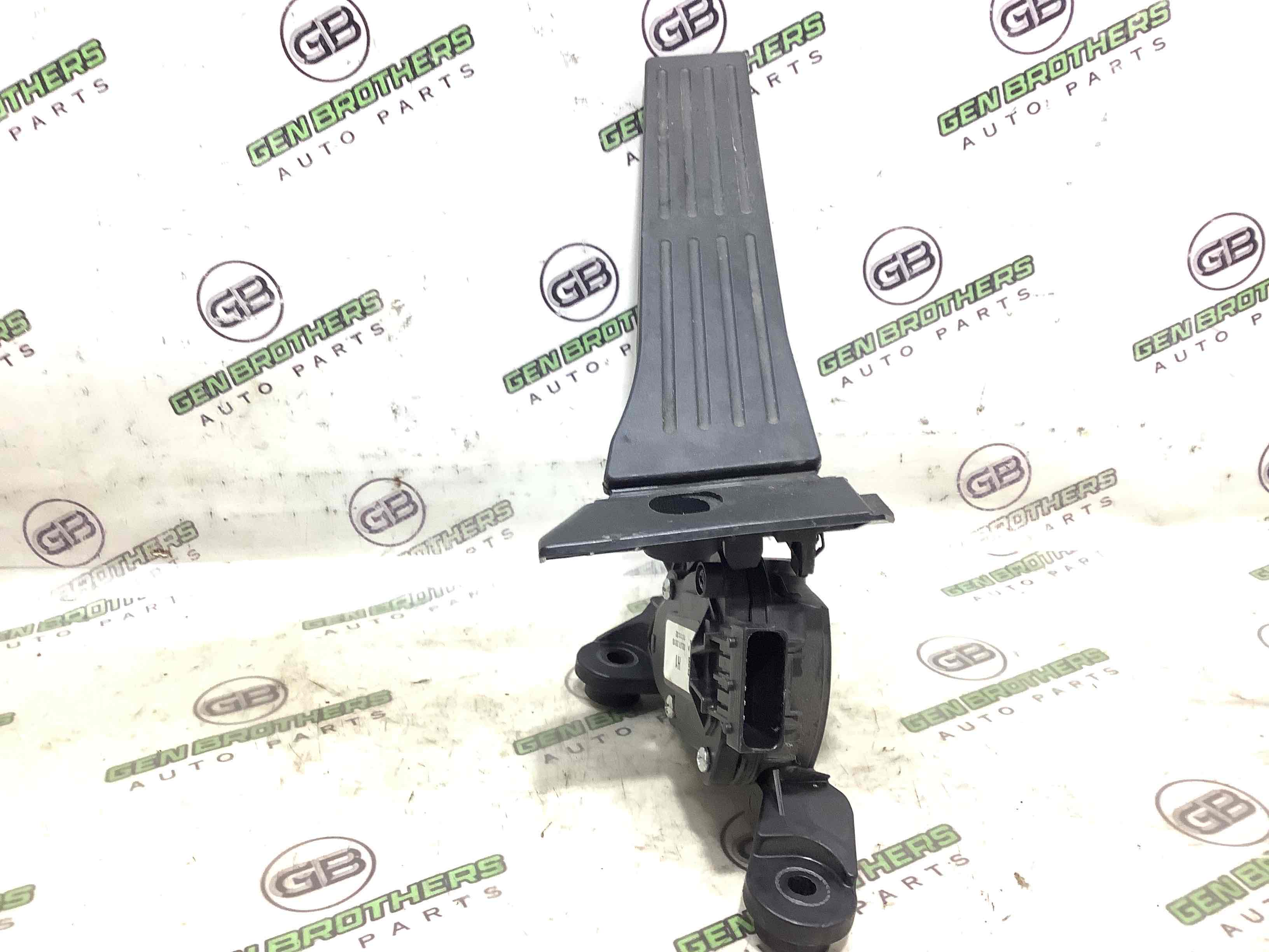 Педаль газа