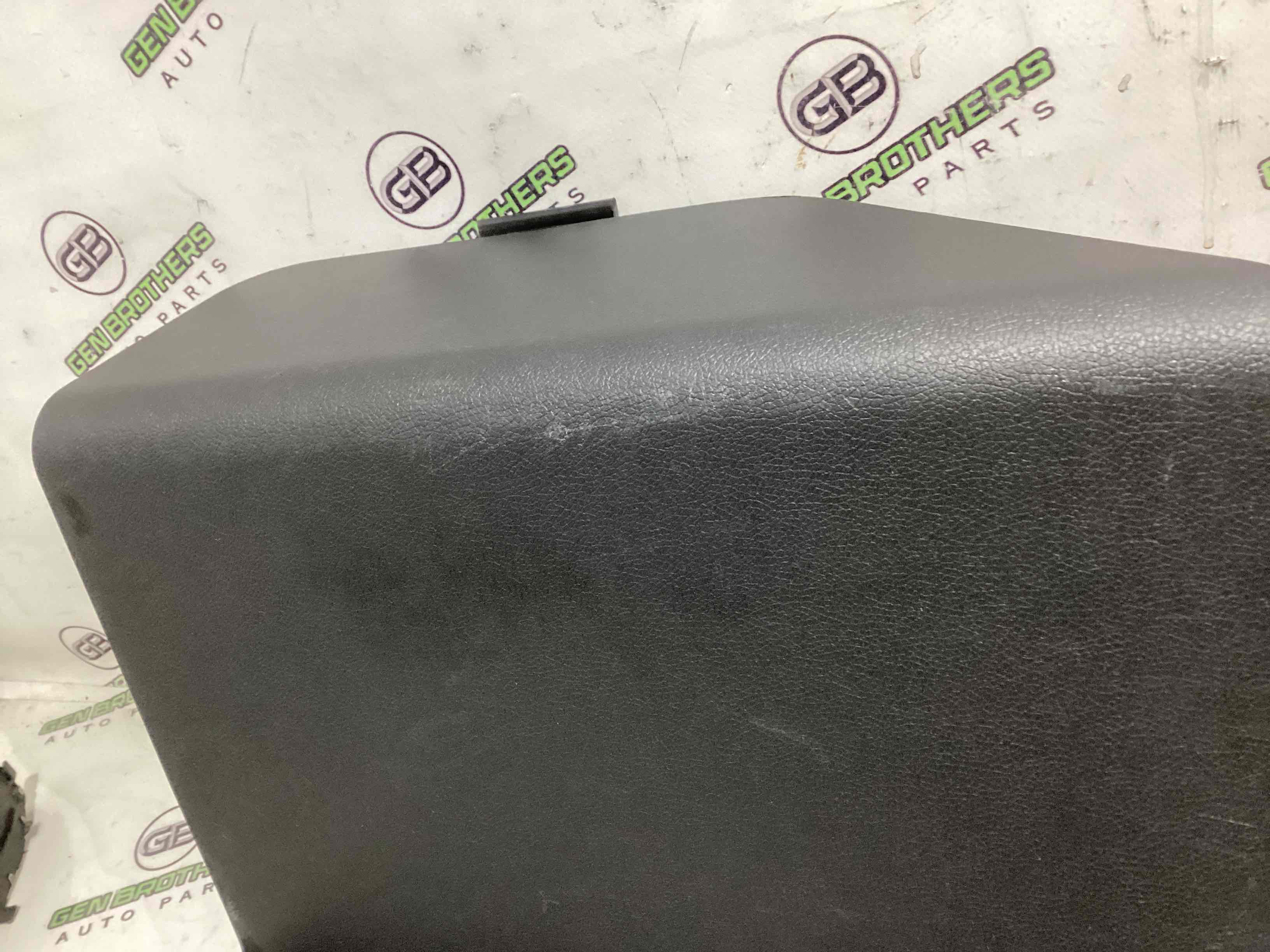 Аккумуляторная батарея, крепеж и т.д.