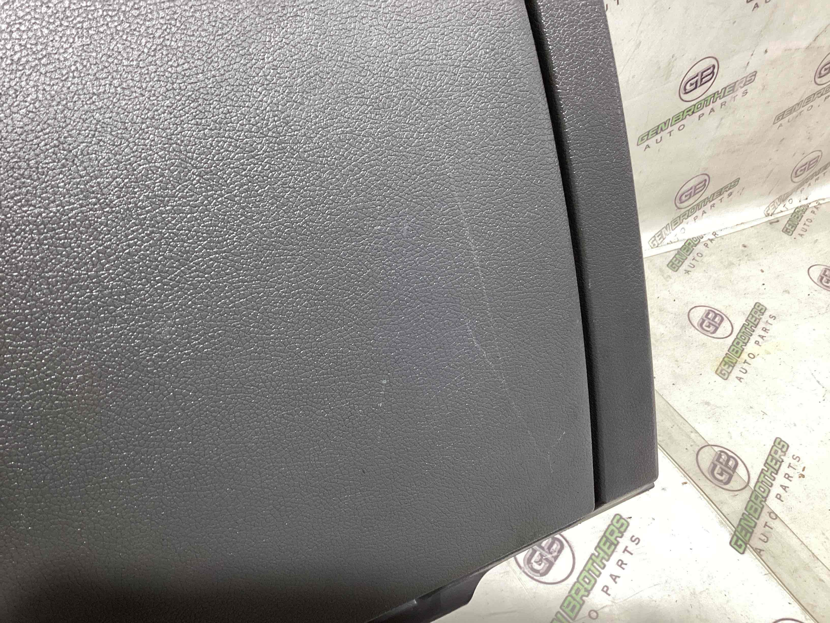 Бардачок замок бардачка, подстаканник, ящик