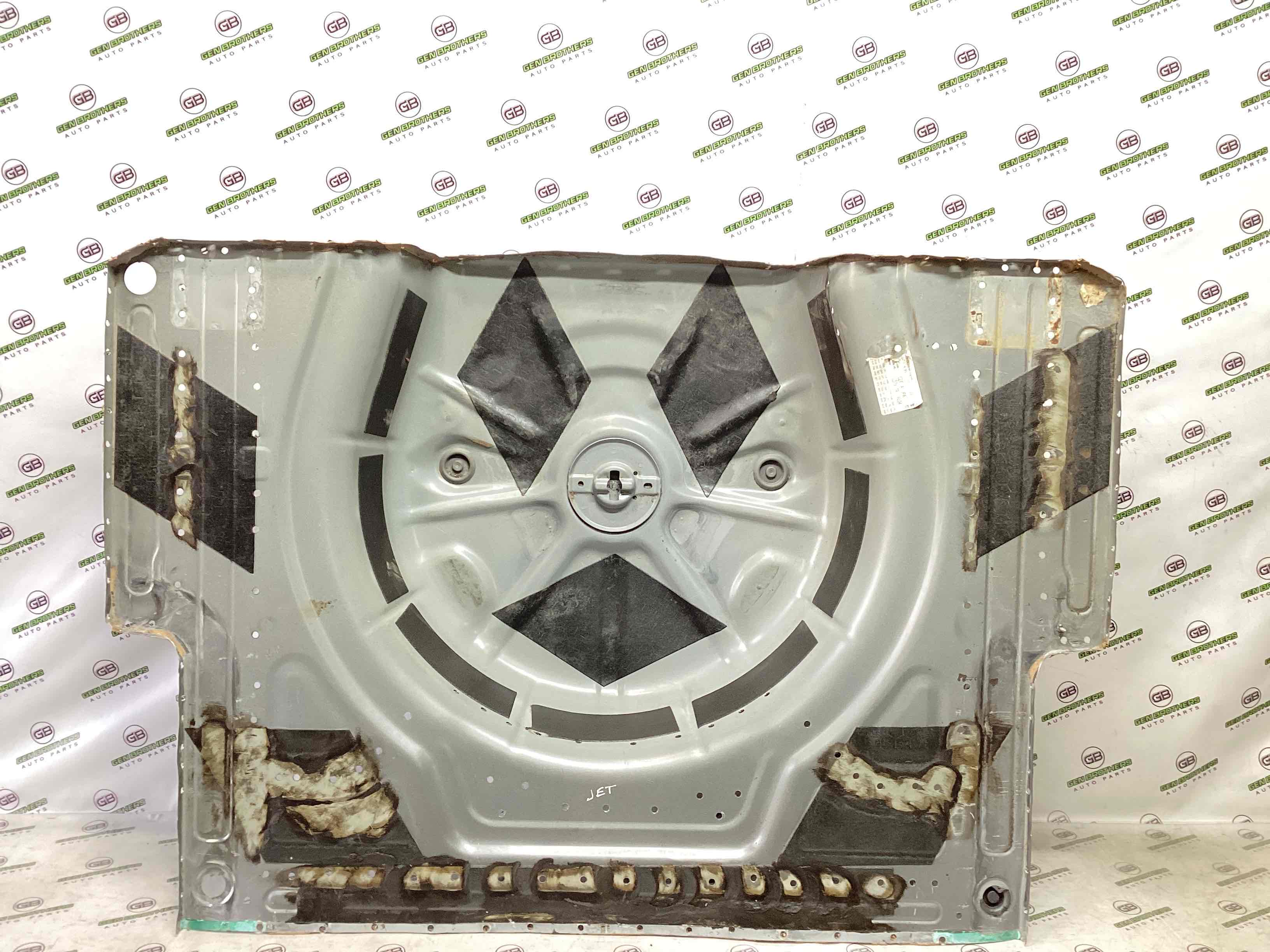 Корито багажника