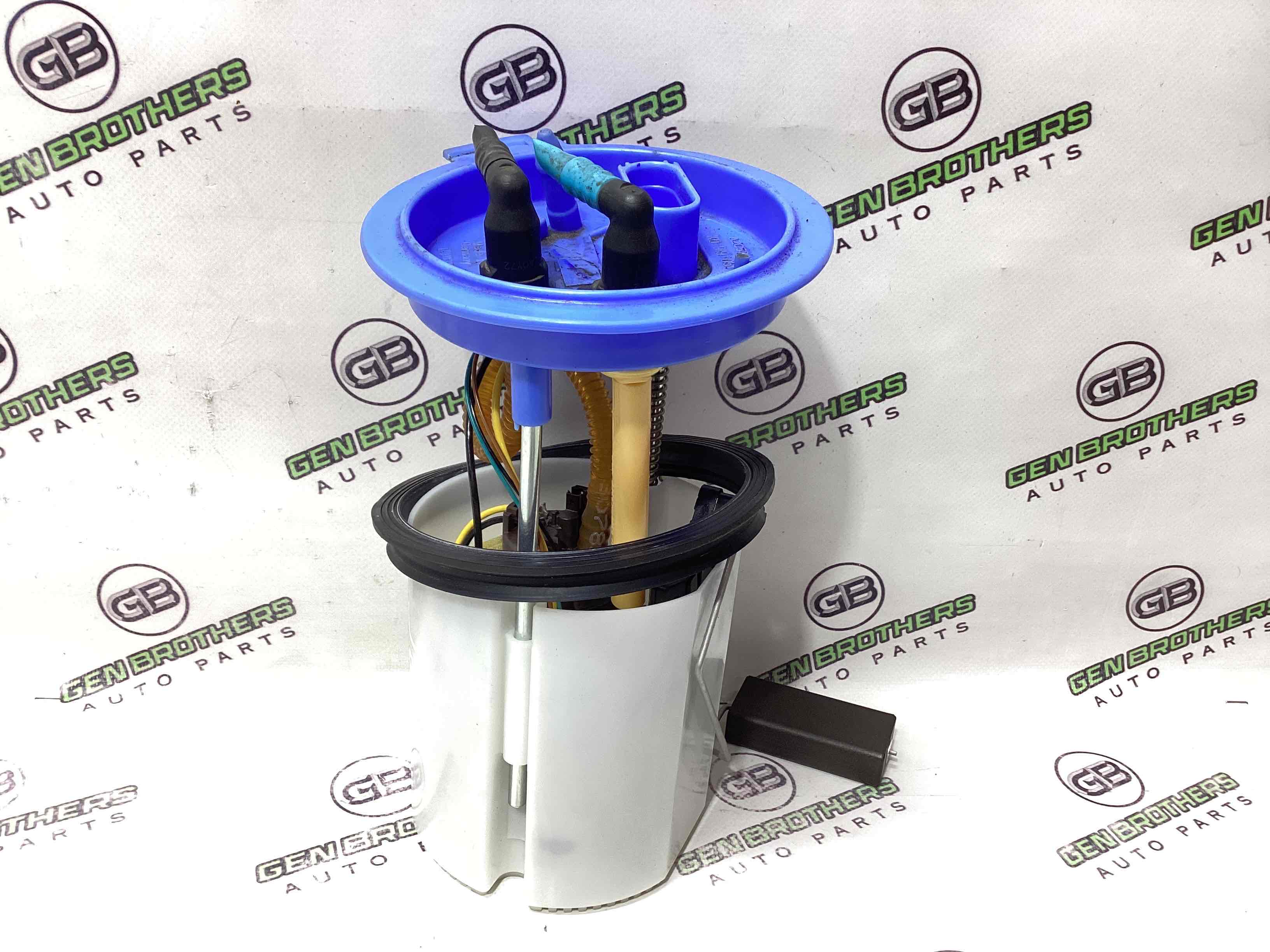 Насос паливний