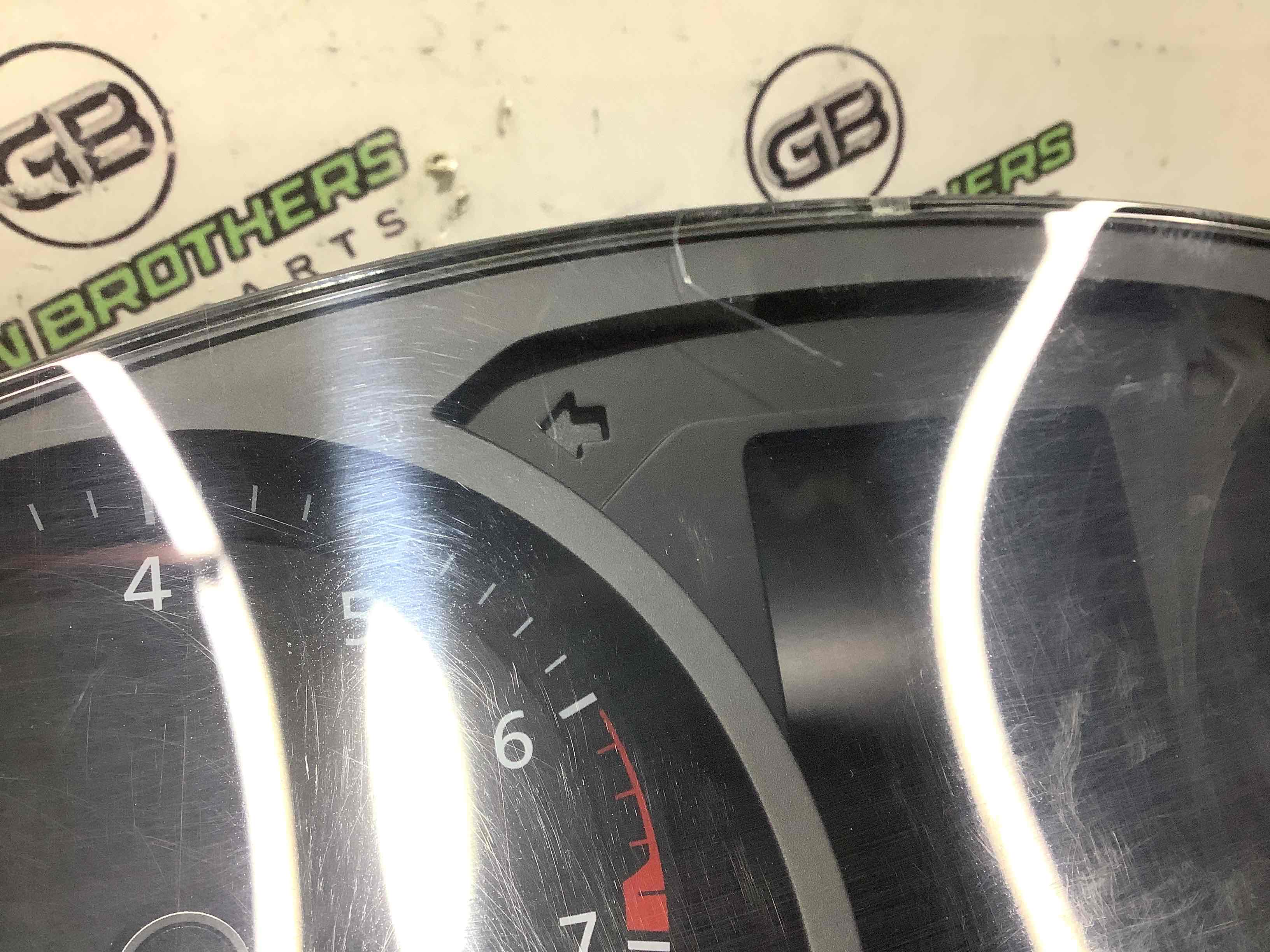 Щиток приладів панель приладів